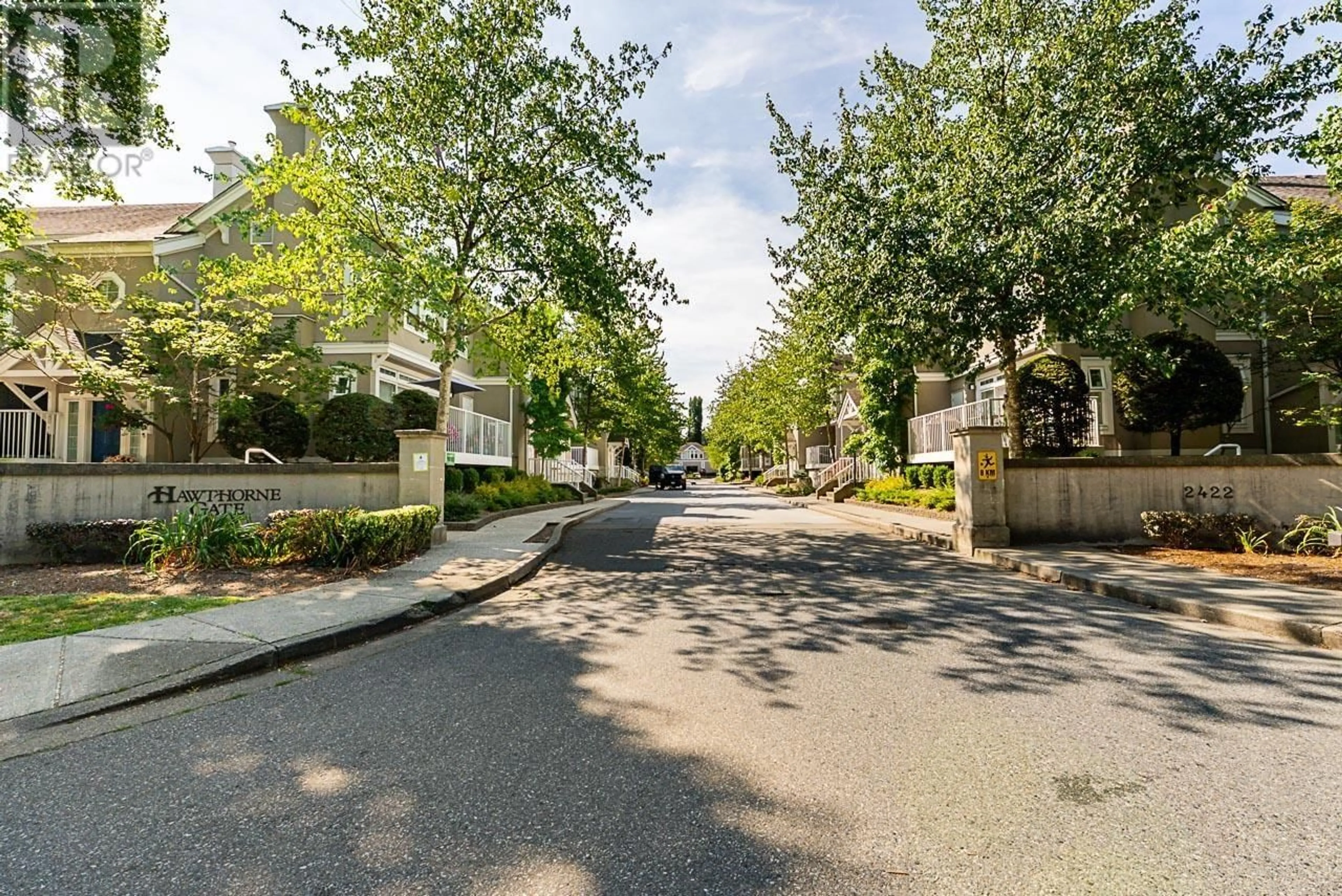 A pic from outside/outdoor area/front of a property/back of a property/a pic from drone, street for 55 - 2422 HAWTHORNE AVENUE, Port Coquitlam British Columbia V3C6K7