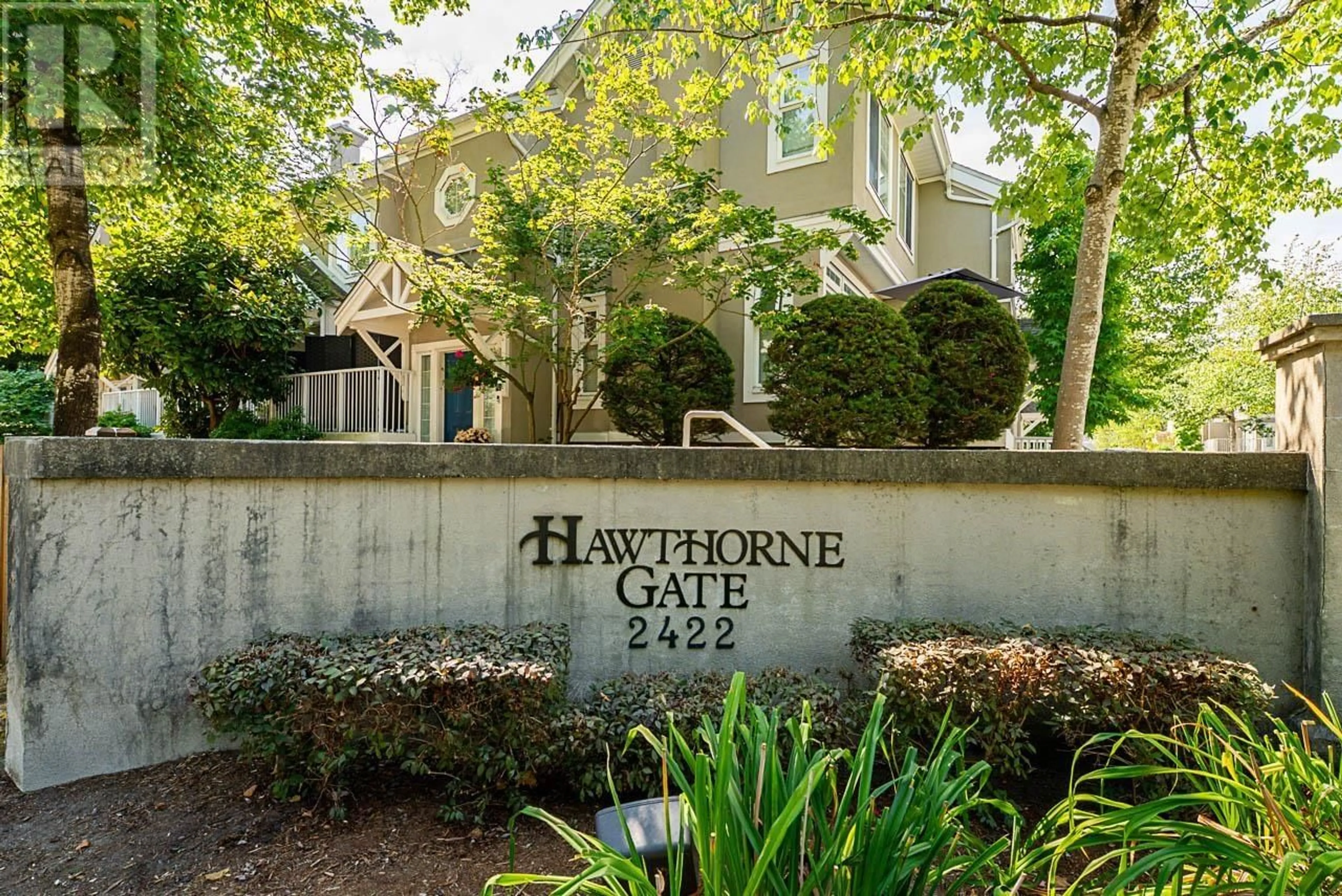 Indoor foyer for 55 - 2422 HAWTHORNE AVENUE, Port Coquitlam British Columbia V3C6K7