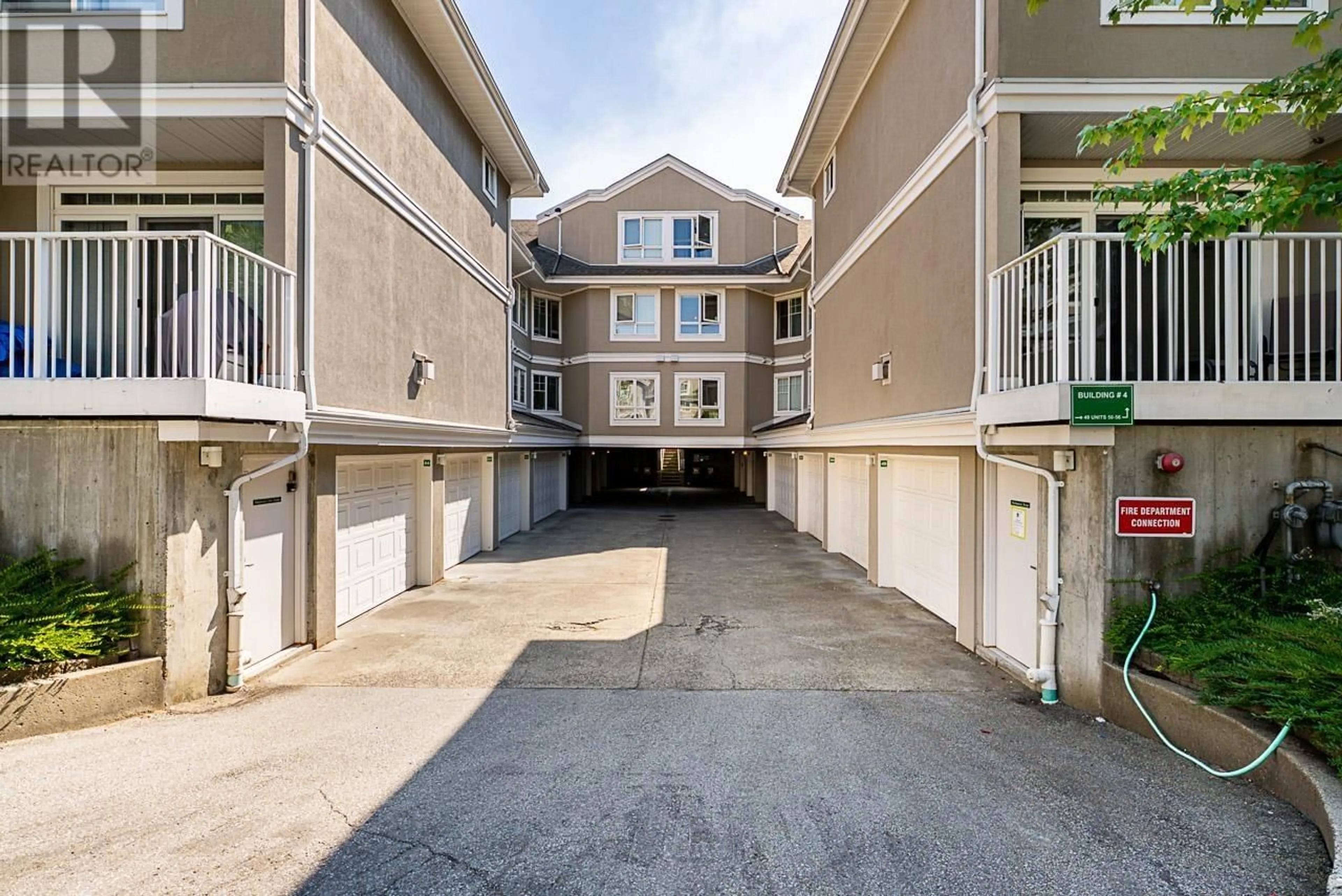 Patio, street for 55 - 2422 HAWTHORNE AVENUE, Port Coquitlam British Columbia V3C6K7