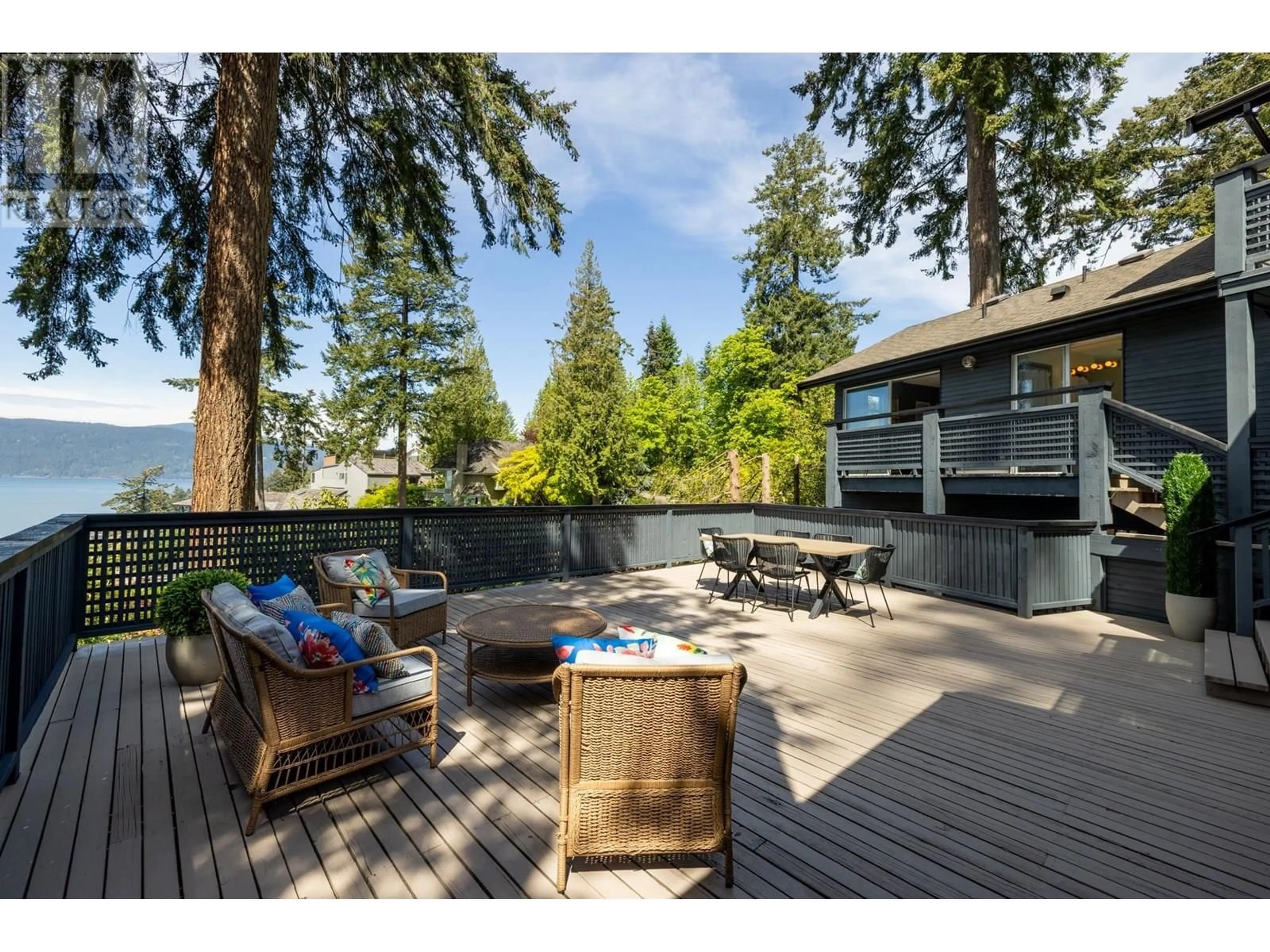 Patio, unknown for 5502 PARTHENON PLACE, West Vancouver British Columbia V7W2V7
