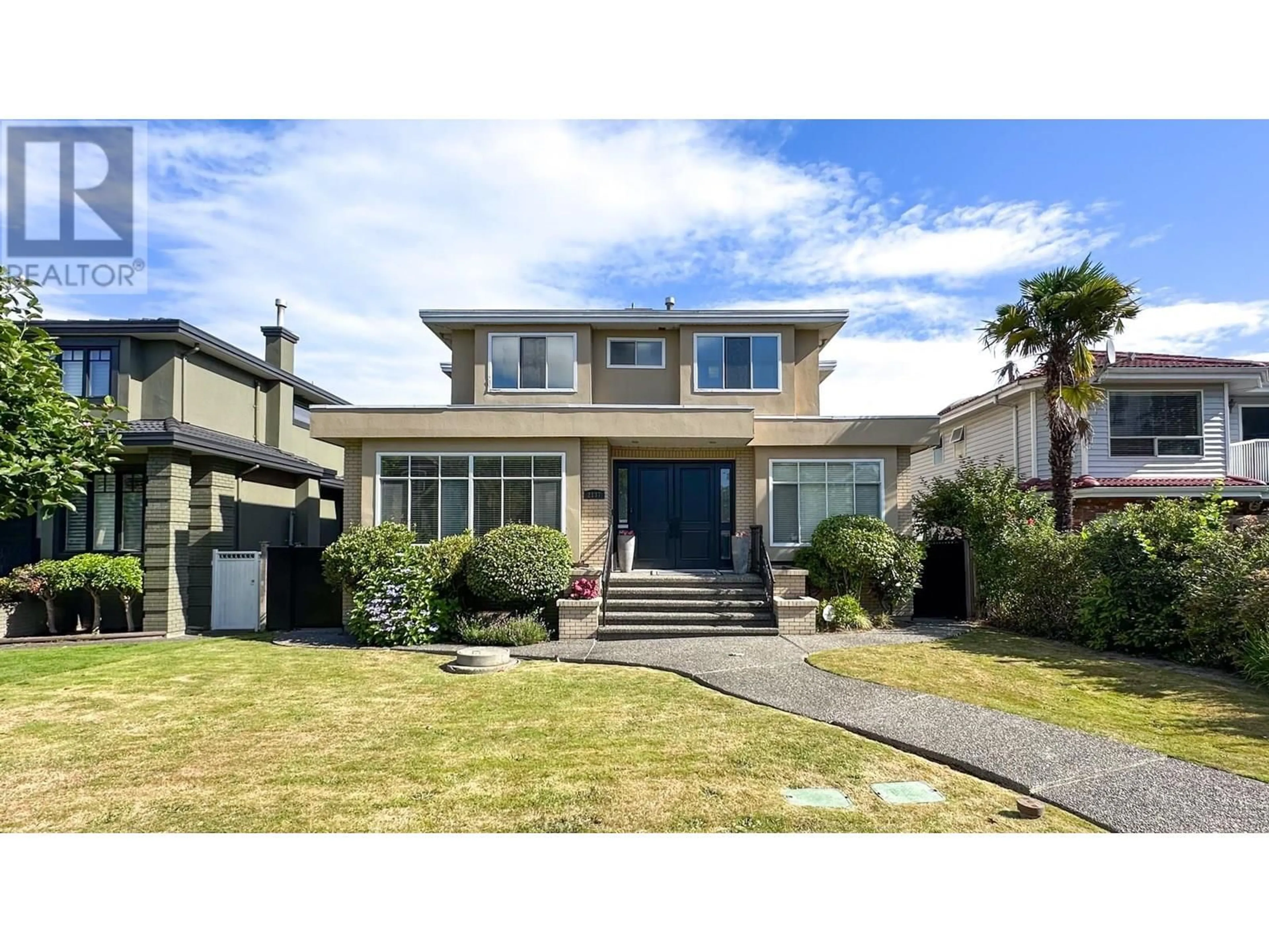 Home with vinyl exterior material, street for 2137 20TH AVENUE, Vancouver British Columbia V6L1E9
