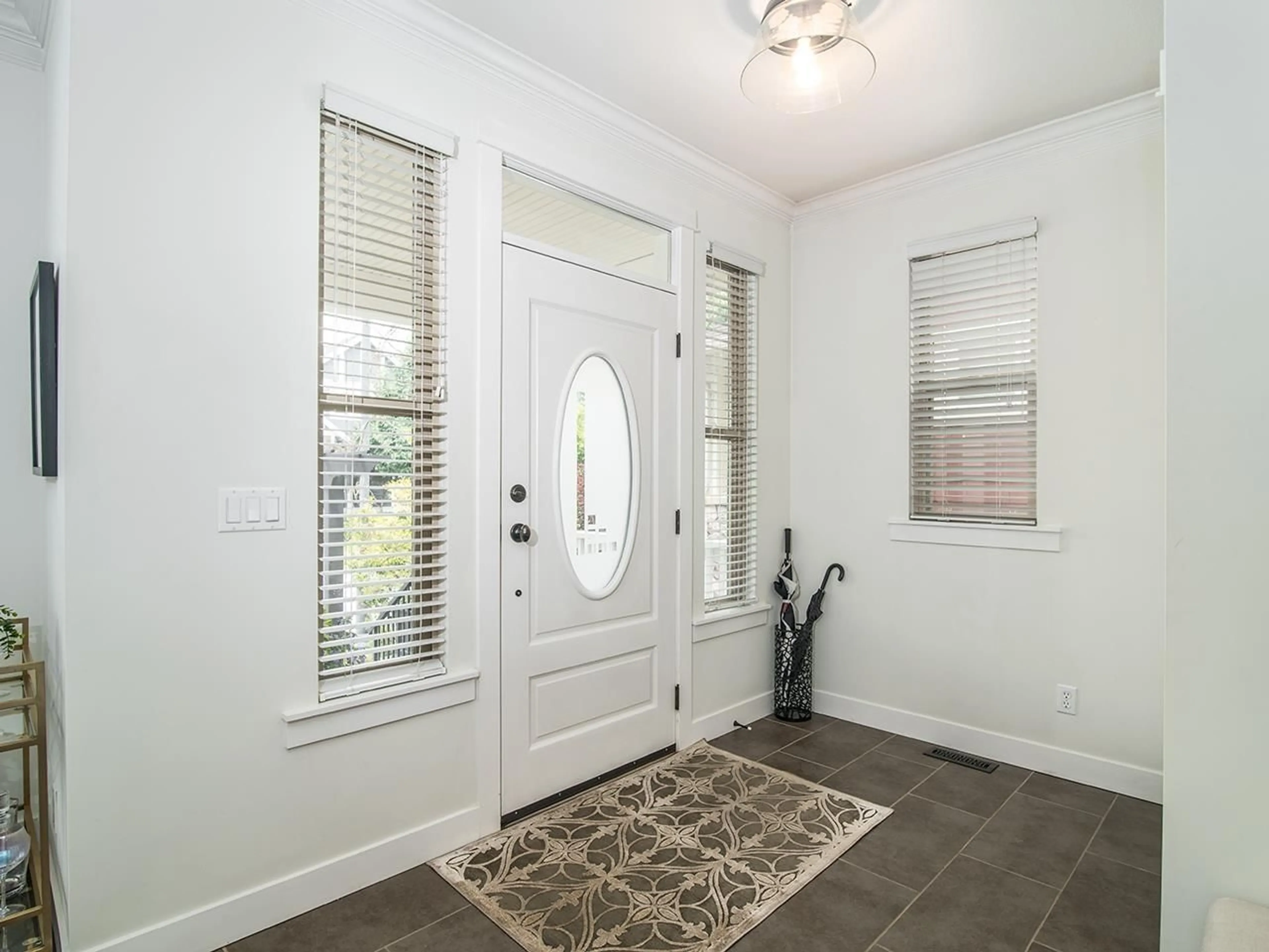 Indoor entryway for 22928 BILLY BROWN, Langley British Columbia V1M4G3