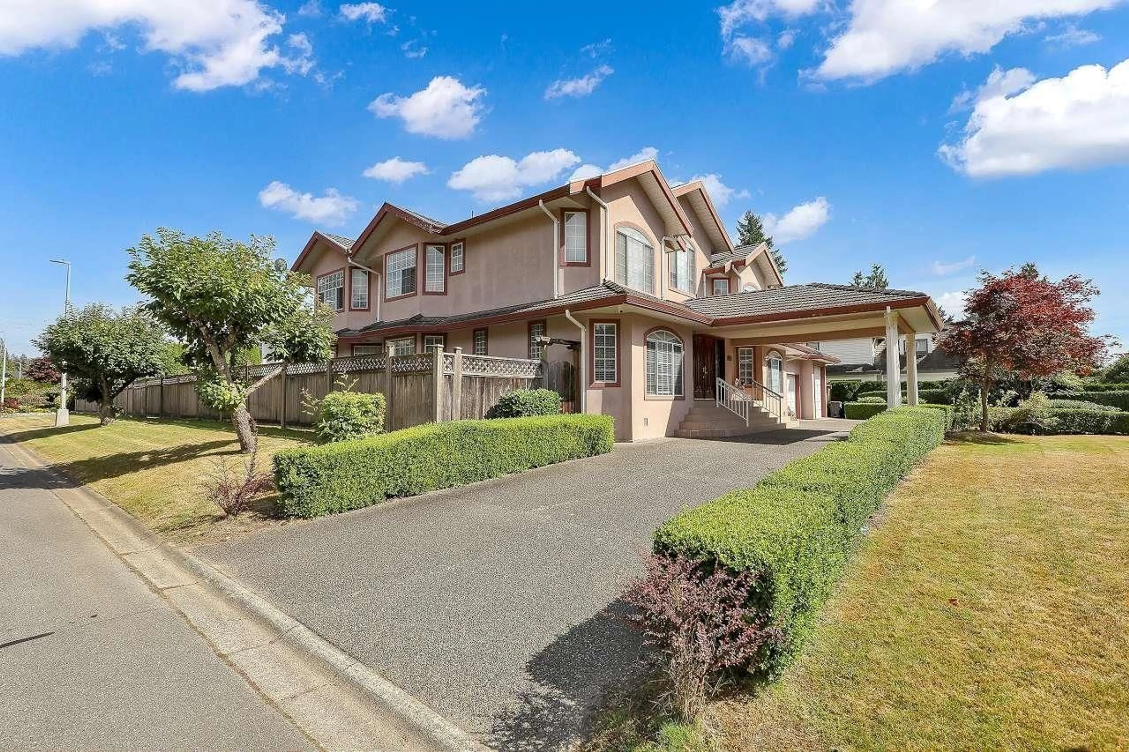 A pic from outside/outdoor area/front of a property/back of a property/a pic from drone, street for 5748 126, Surrey British Columbia V3X3G8