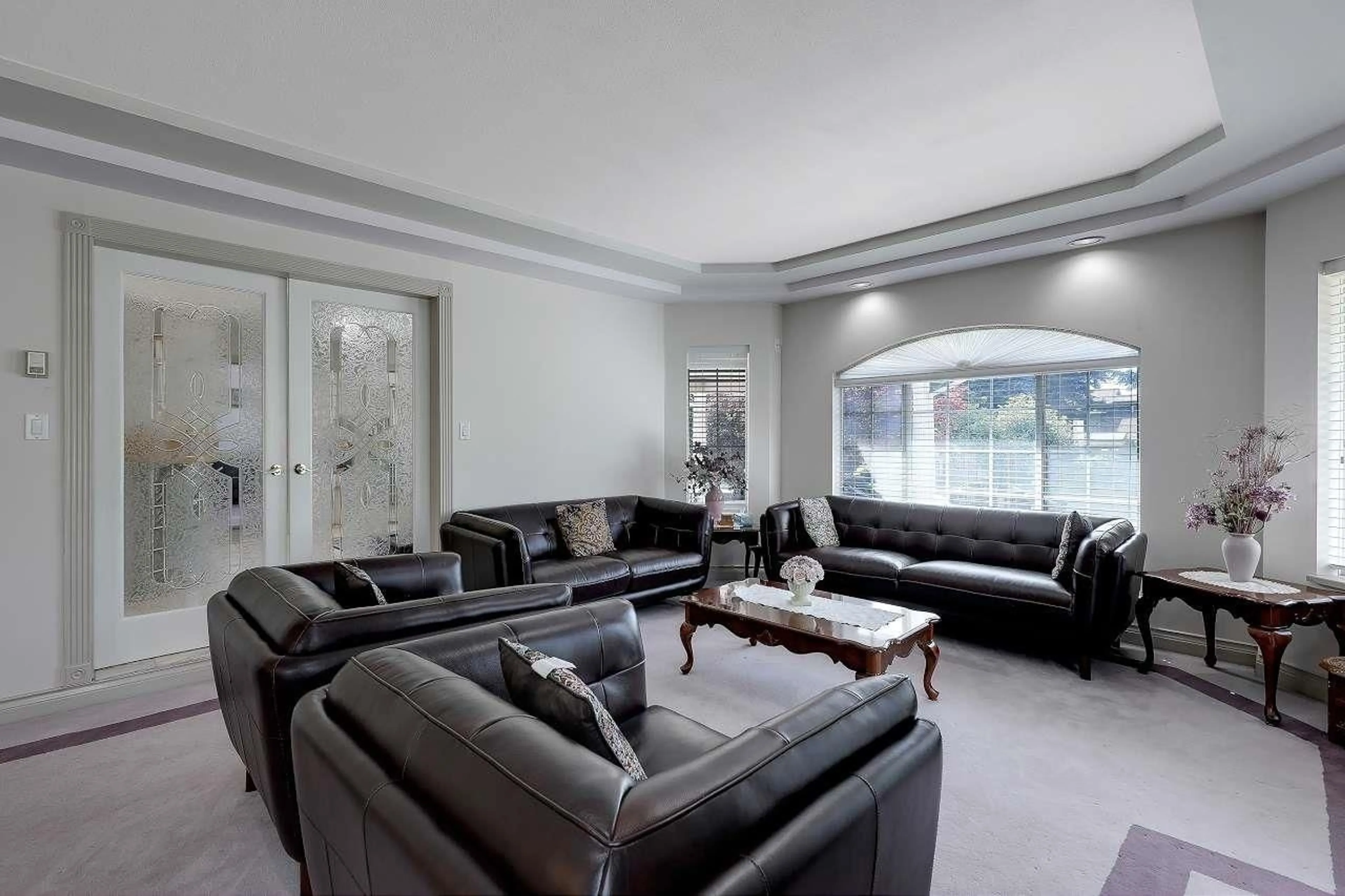Living room with furniture, unknown for 5748 126, Surrey British Columbia V3X3G8