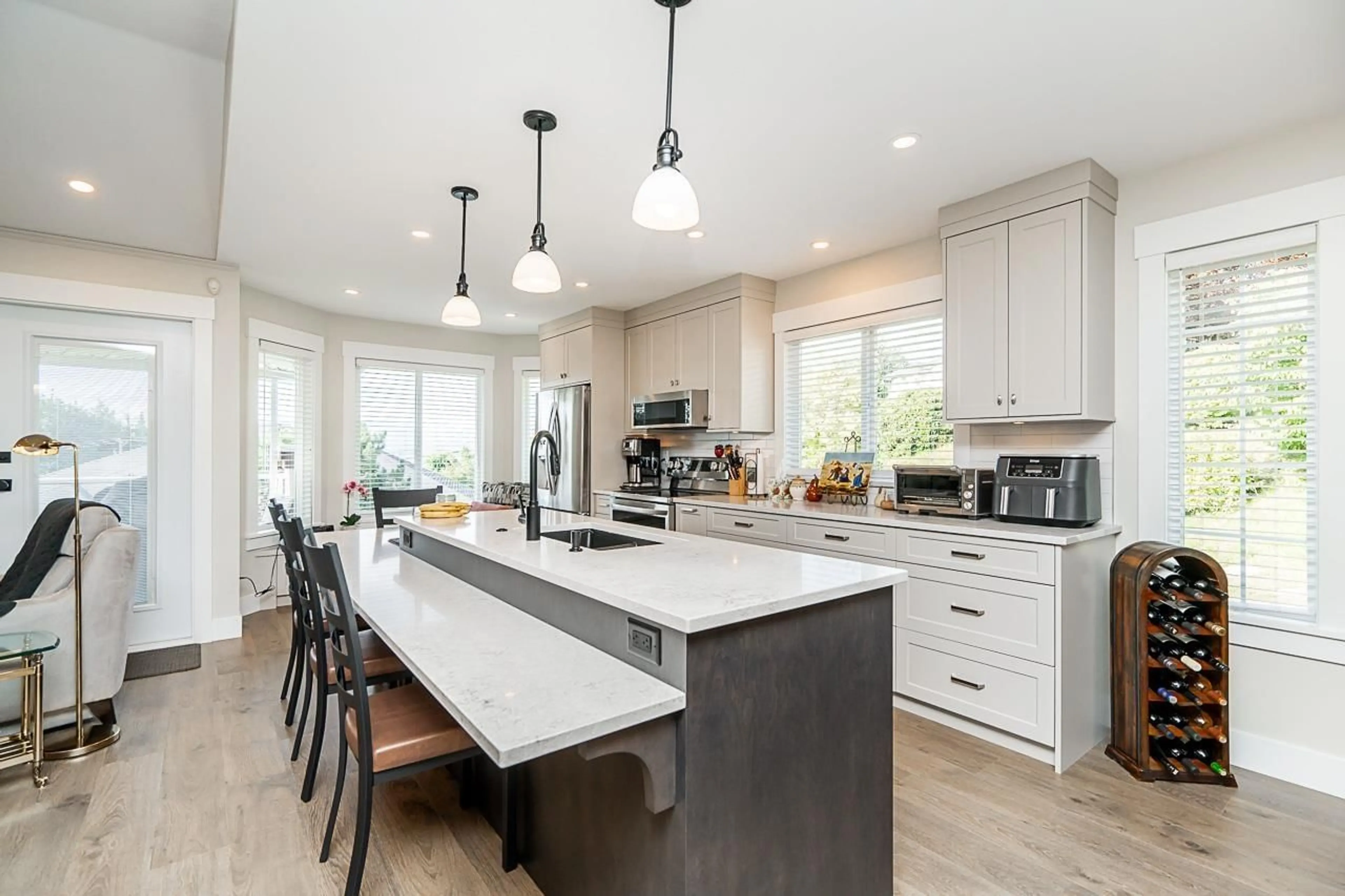 Open concept kitchen, unknown for 49 - 32777 CHILCOTIN, Abbotsford British Columbia V2T5W4