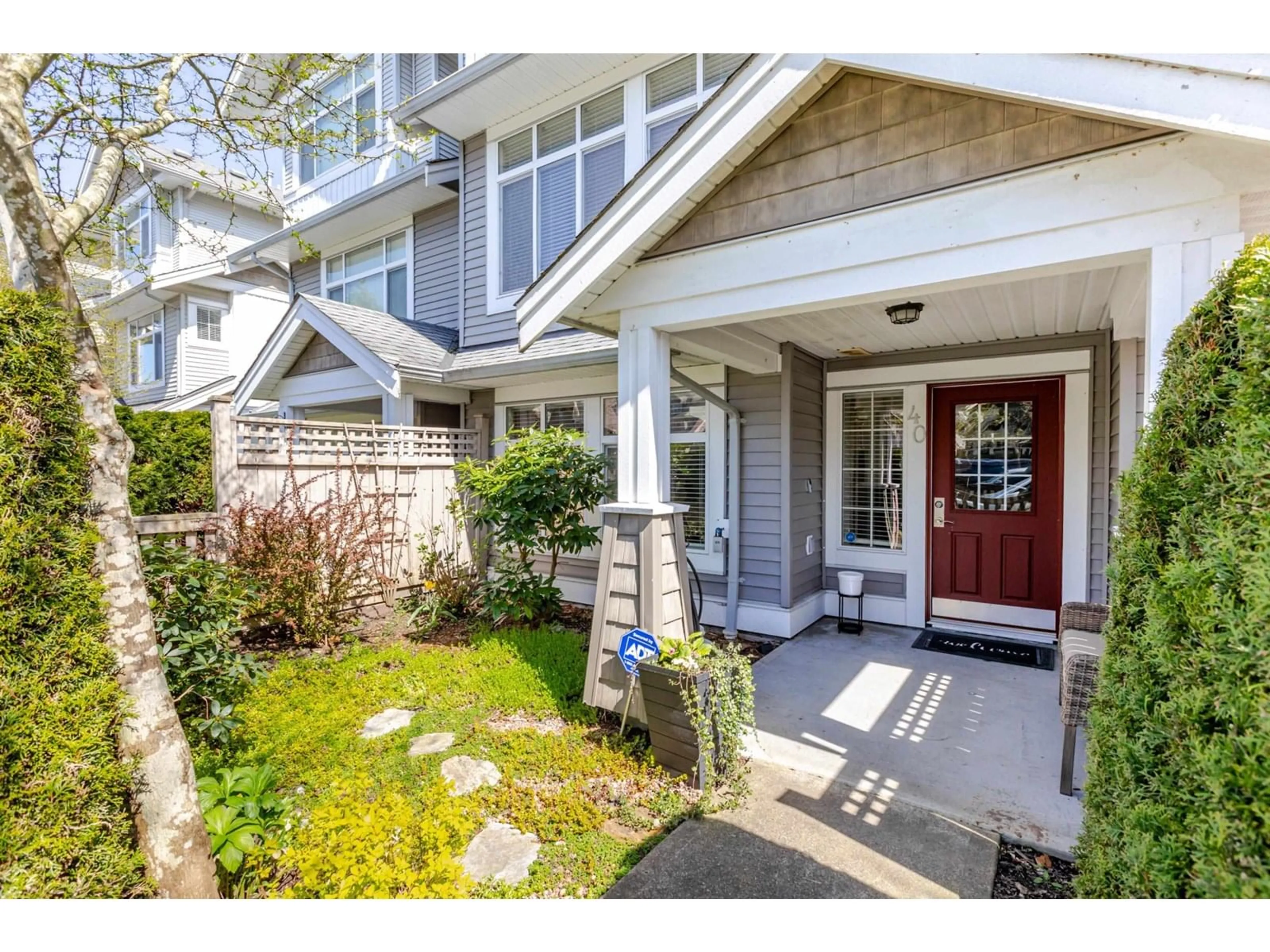 Indoor entryway for 40 - 19330 69, Surrey British Columbia V4N0Z2
