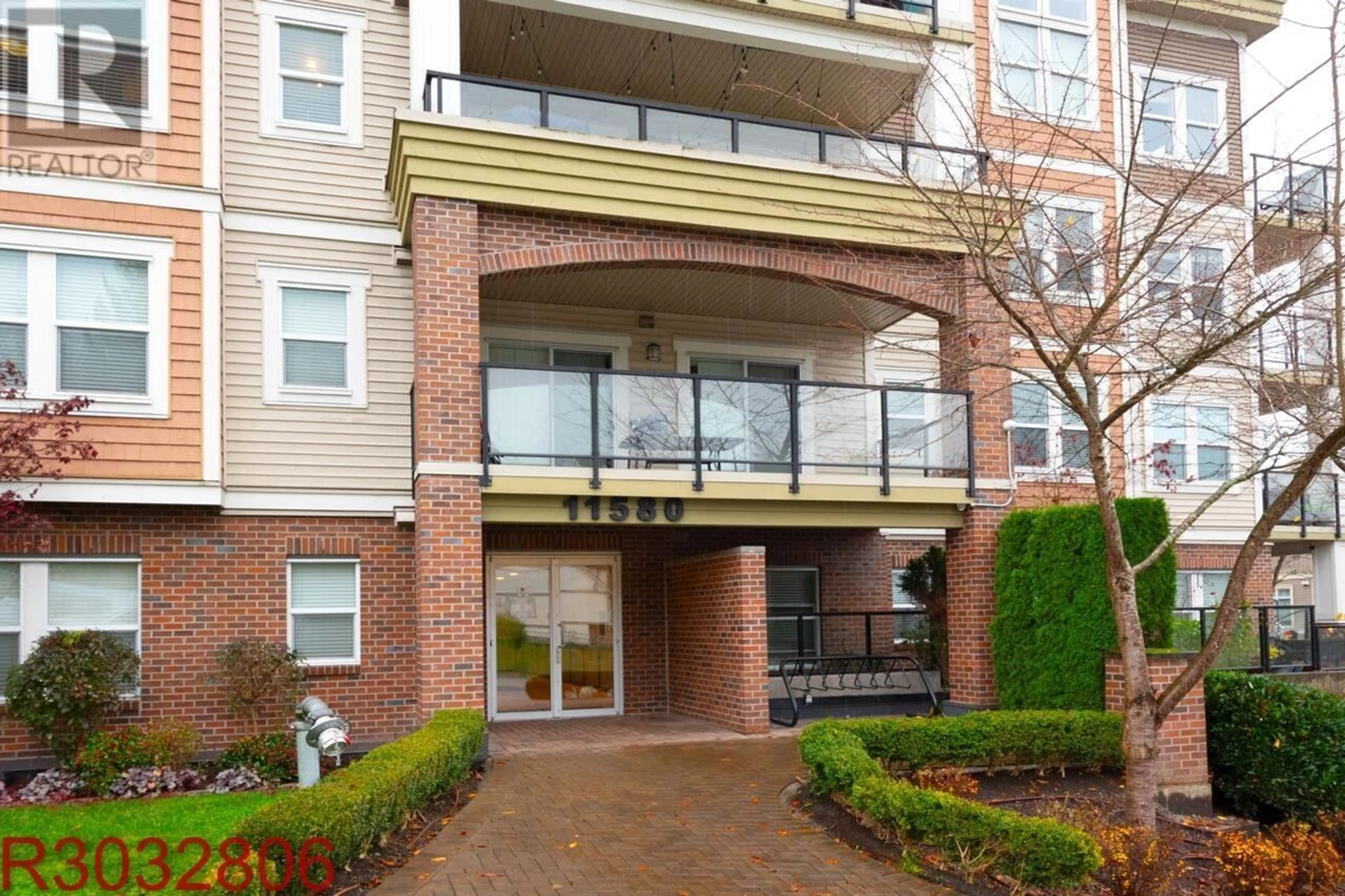 Unknown for 301 - 11580 223 STREET, Maple Ridge British Columbia V2X9H1