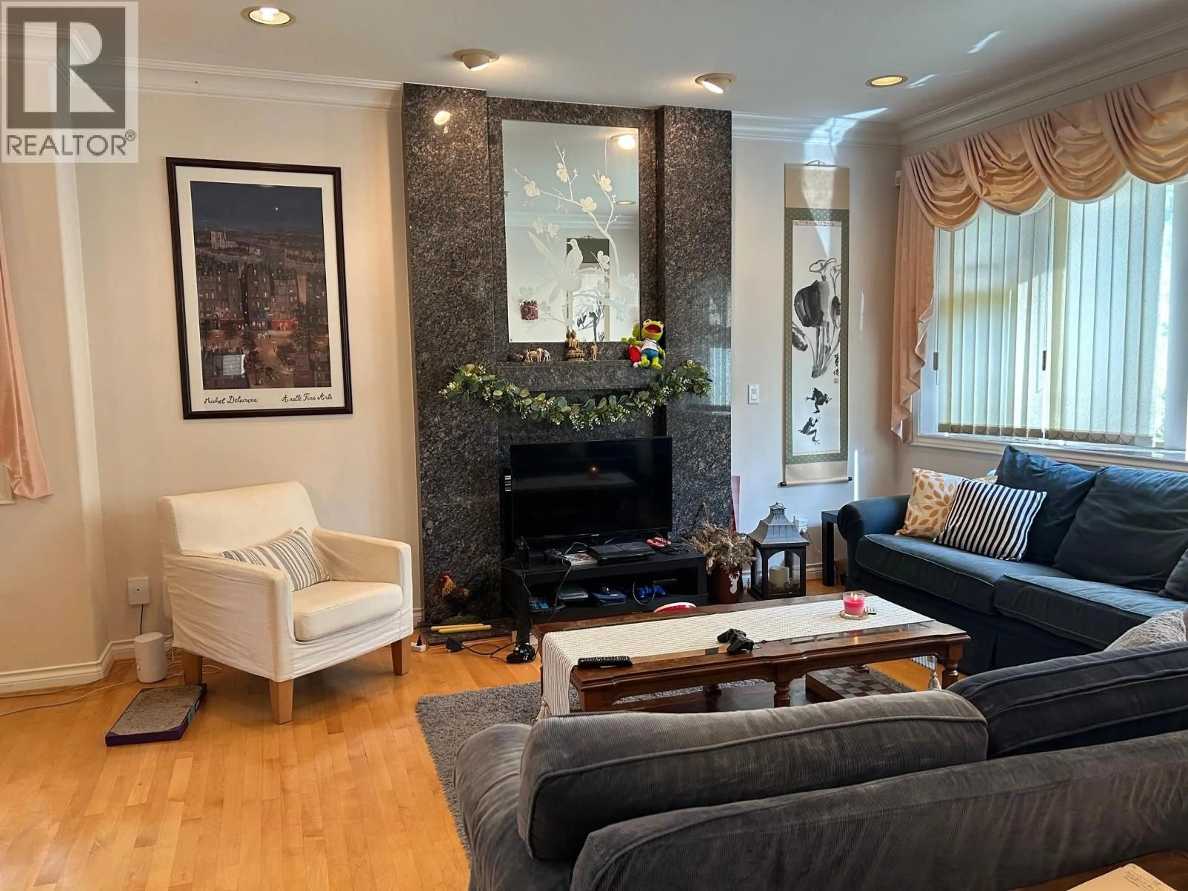 Living room with furniture, unknown for 3021 21ST AVENUE, Vancouver British Columbia V6L1K9