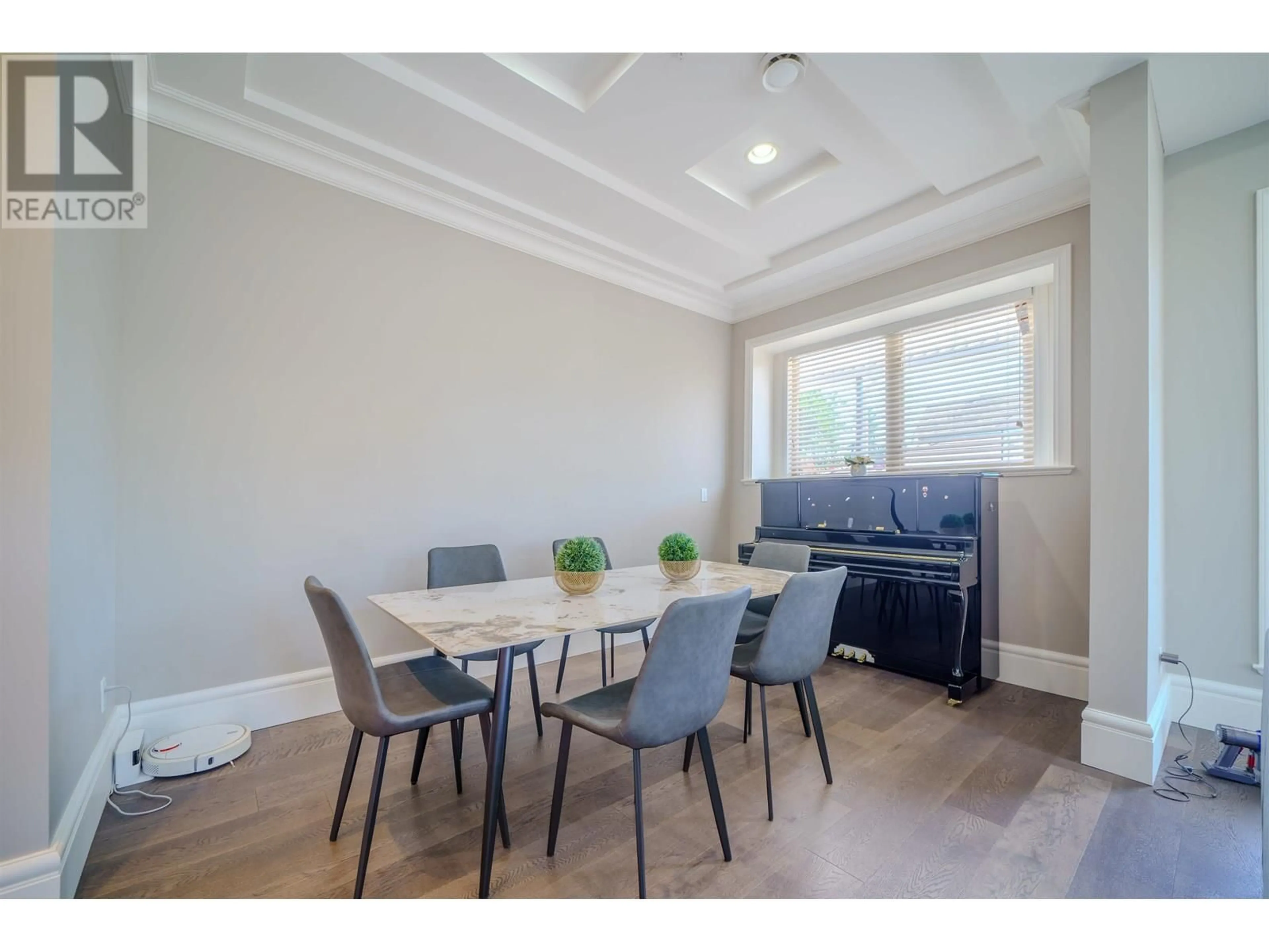 Dining room, wood/laminate floor for 6526 LAUREL STREET, Vancouver British Columbia V6P3T5