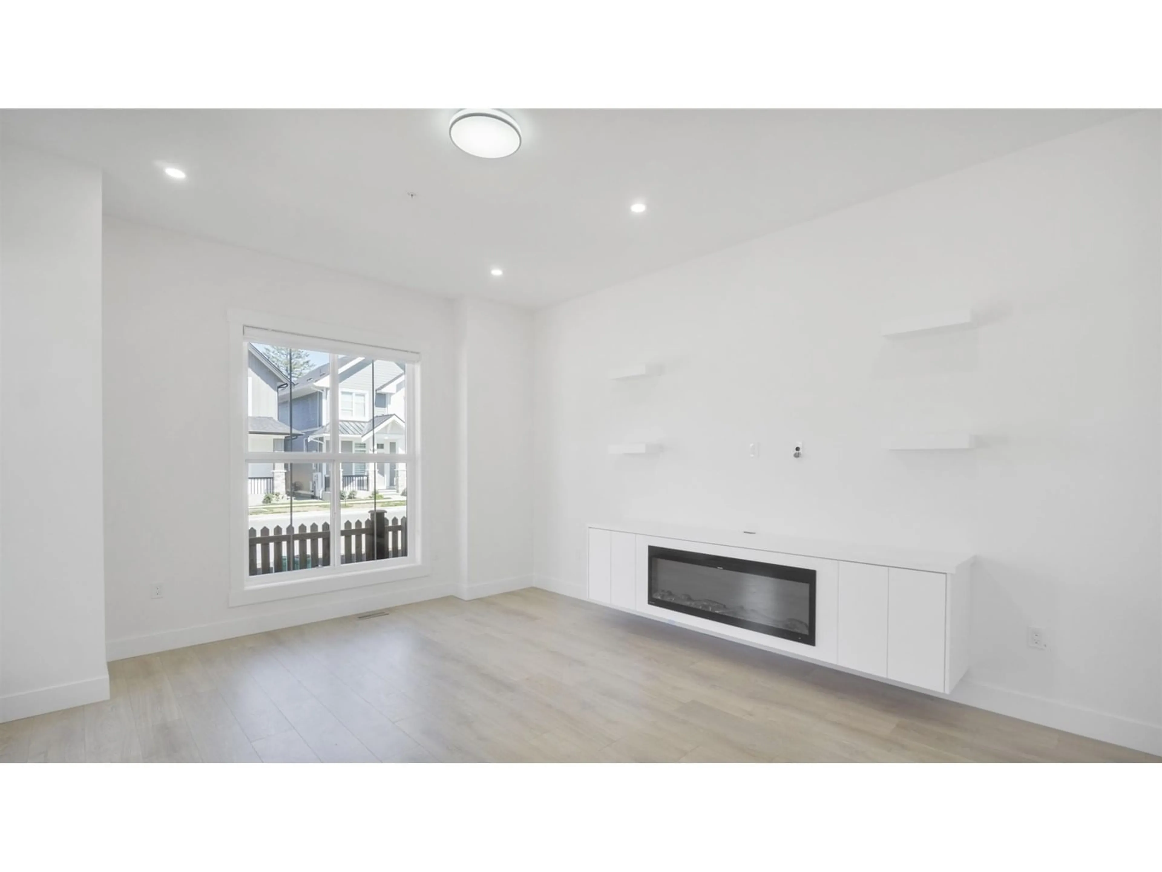 A pic of a room for 20510 76, Langley British Columbia V2Y3S8