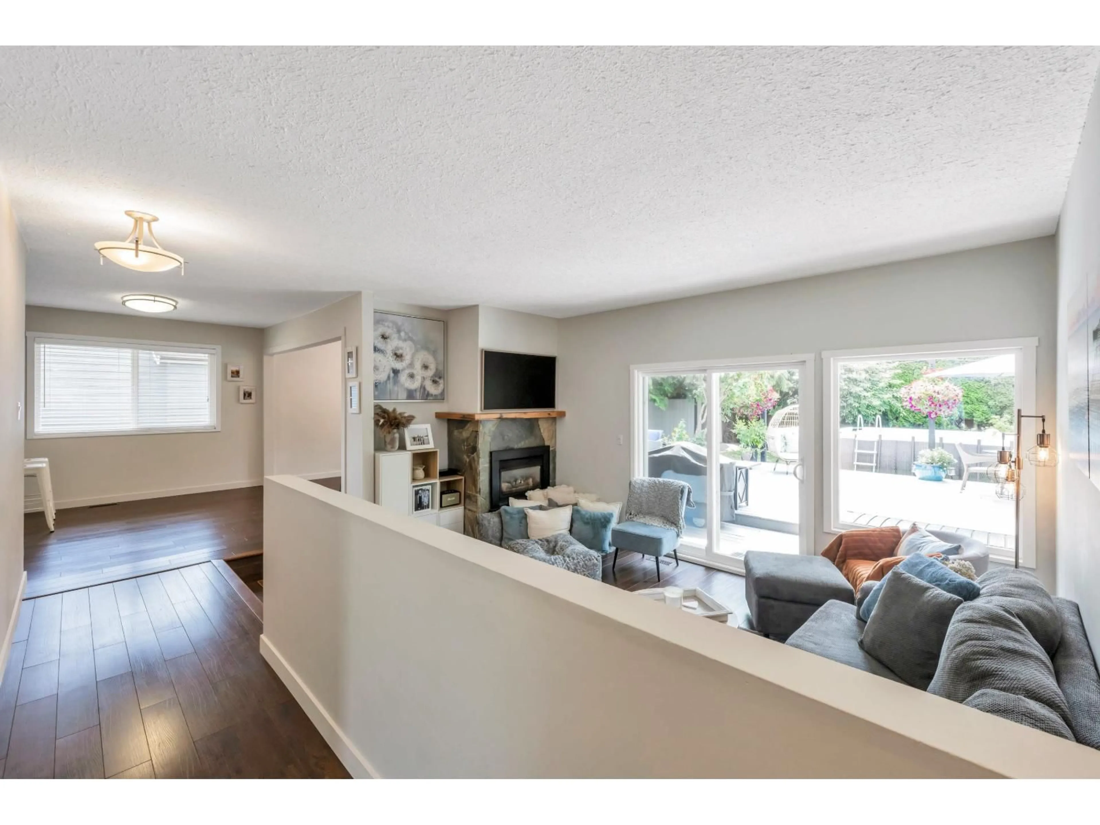 Living room with furniture, unknown for 19838 48A, Langley British Columbia V3A6Y2
