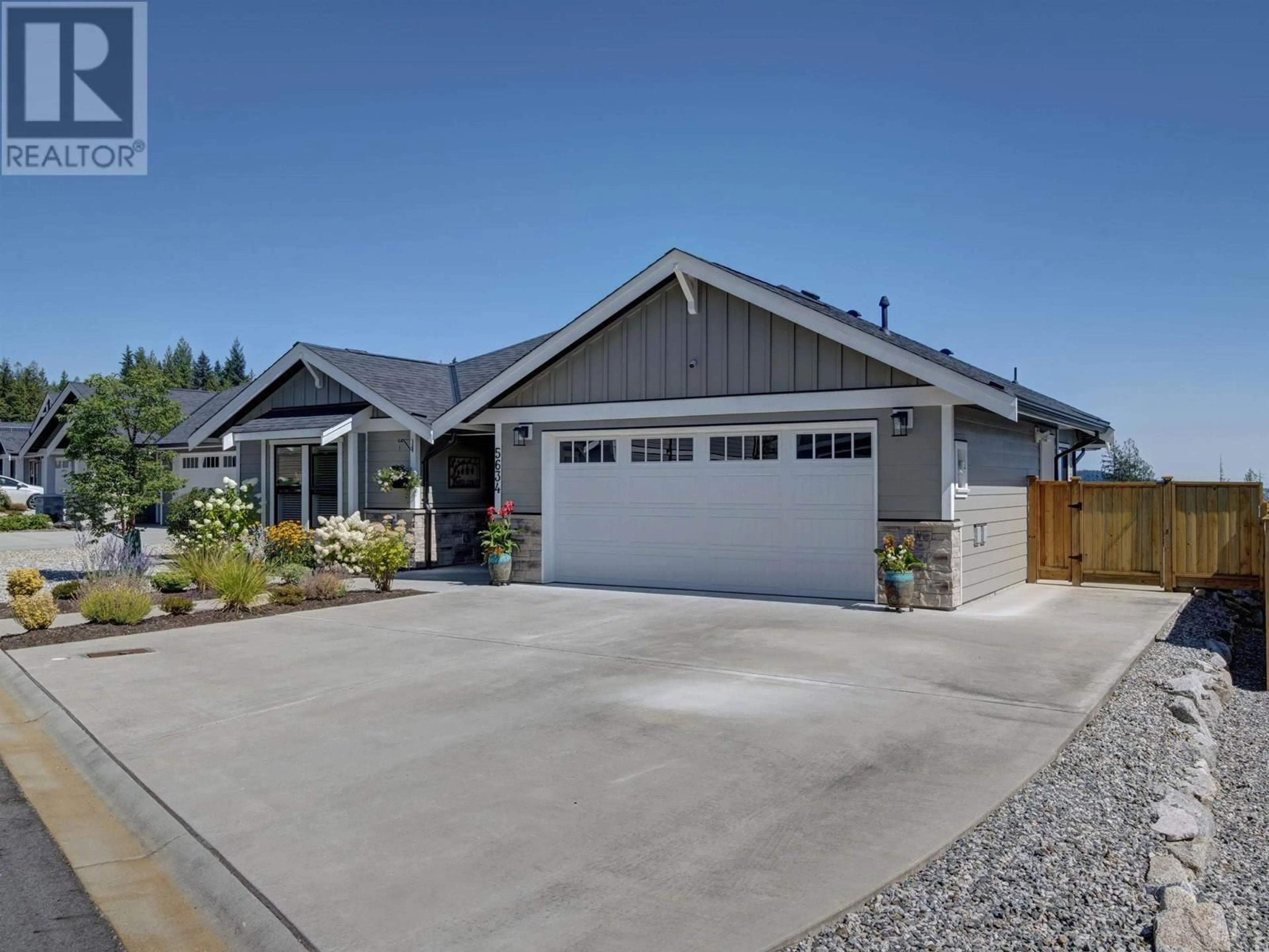 Home with vinyl exterior material, street for 5634 KINGBIRD CRESCENT, Sechelt British Columbia V7Z0S4