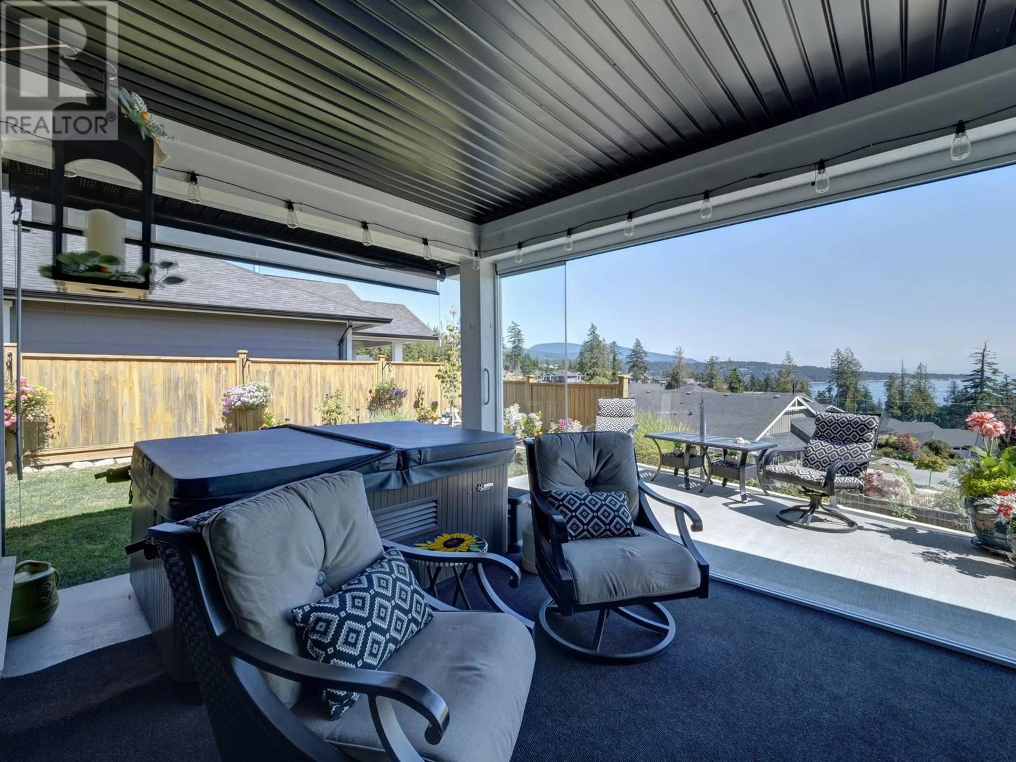 Patio, water/lake/river/ocean view for 5634 KINGBIRD CRESCENT, Sechelt British Columbia V7Z0S4