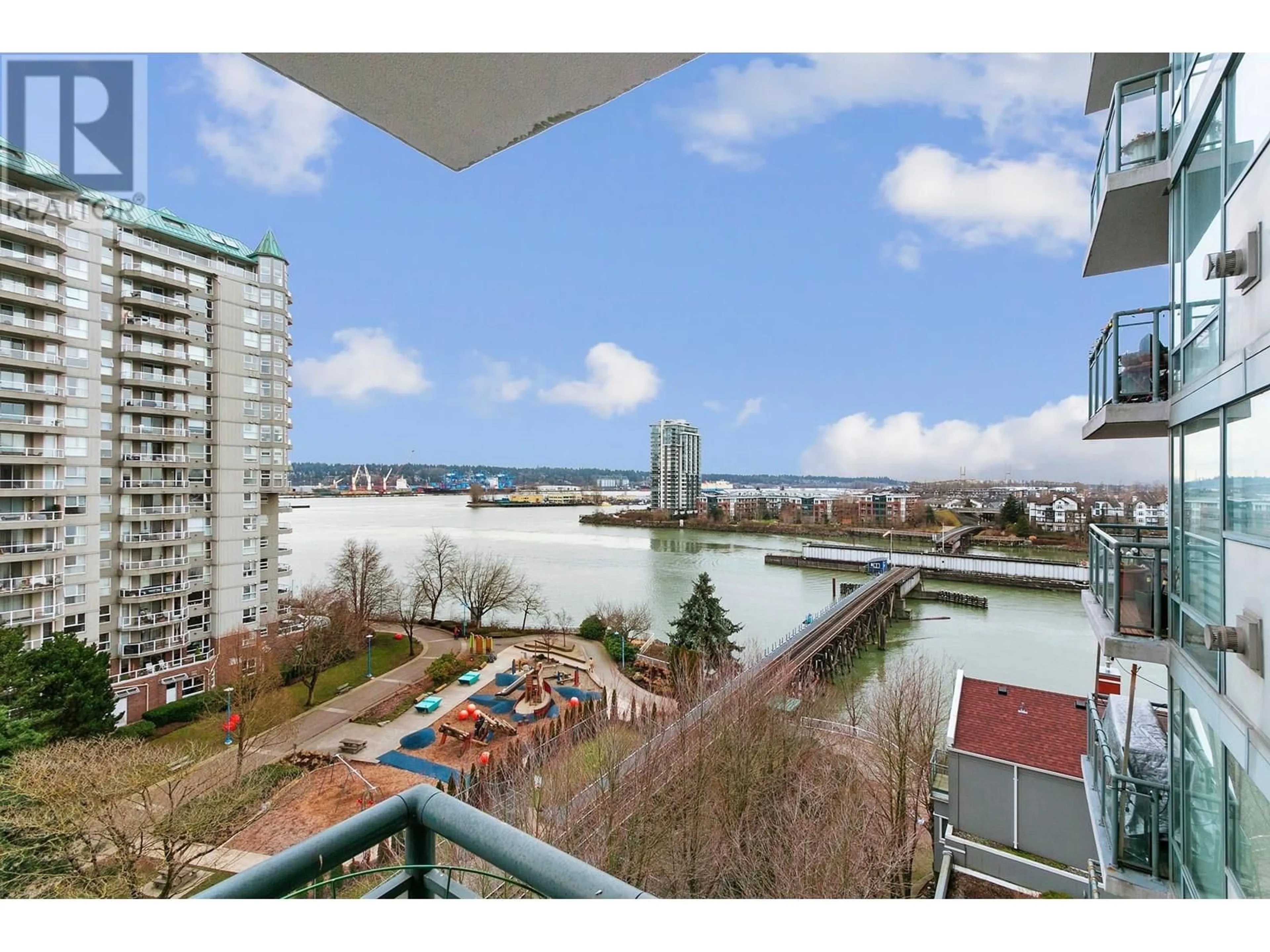 Balcony in the apartment, water/lake/river/ocean view for 801 - 8 LAGUNA COURT, New Westminster British Columbia V3M6M6