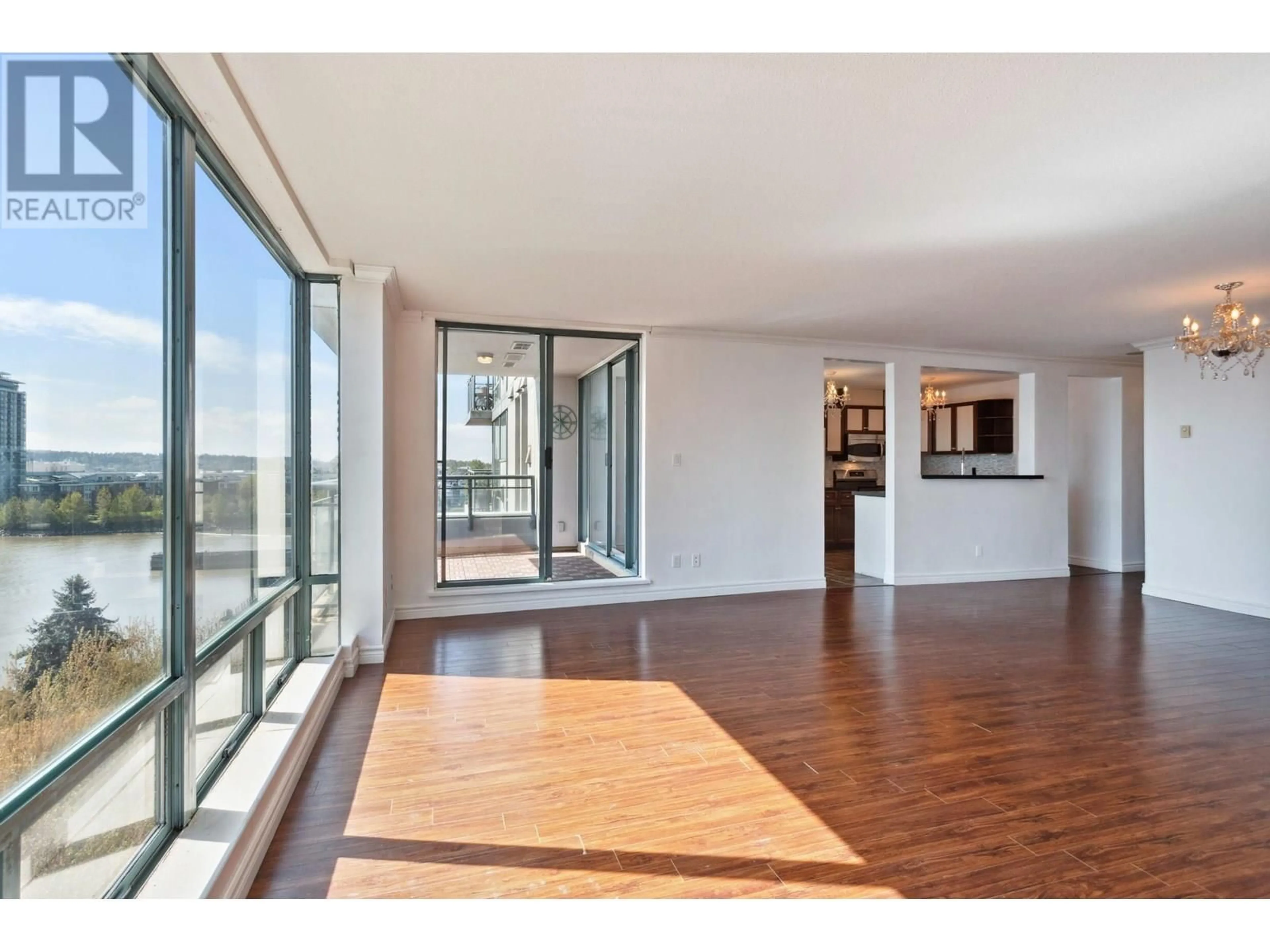 Indoor foyer for 801 - 8 LAGUNA COURT, New Westminster British Columbia V3M6M6