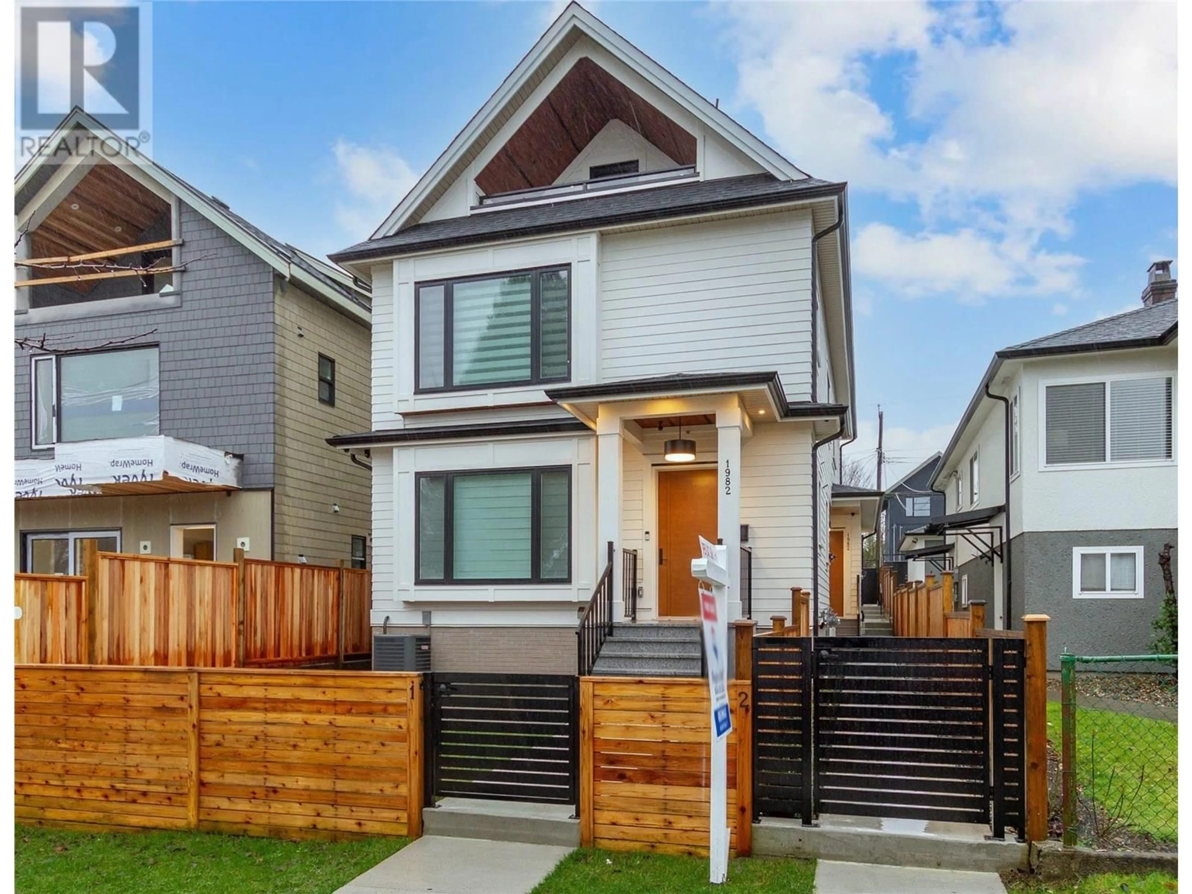 Home with vinyl exterior material, street for 2 - 1982 VENABLES STREET, Vancouver British Columbia V5L2H8
