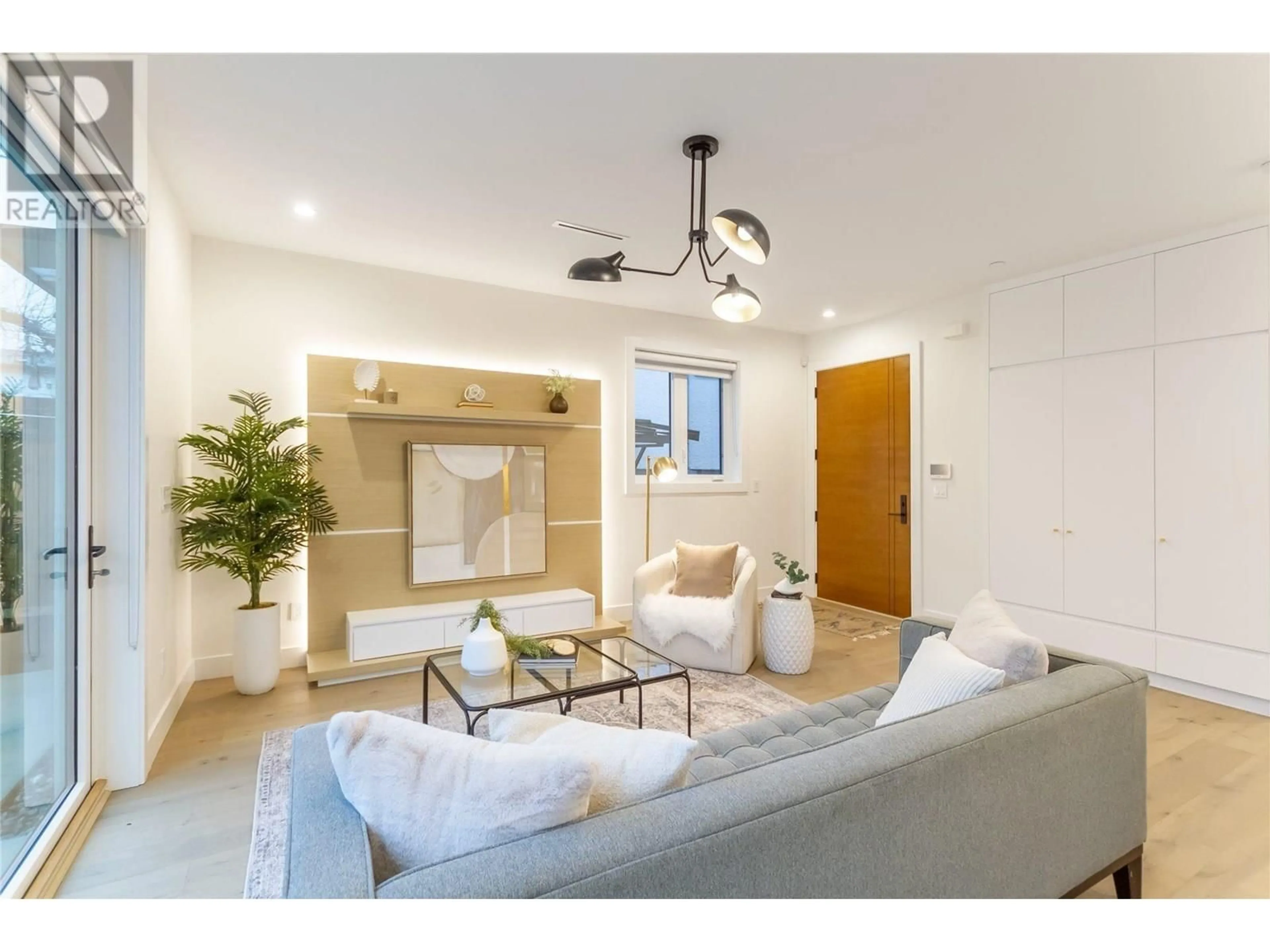 Living room with furniture, unknown for 2 - 1982 VENABLES STREET, Vancouver British Columbia V5L2H8