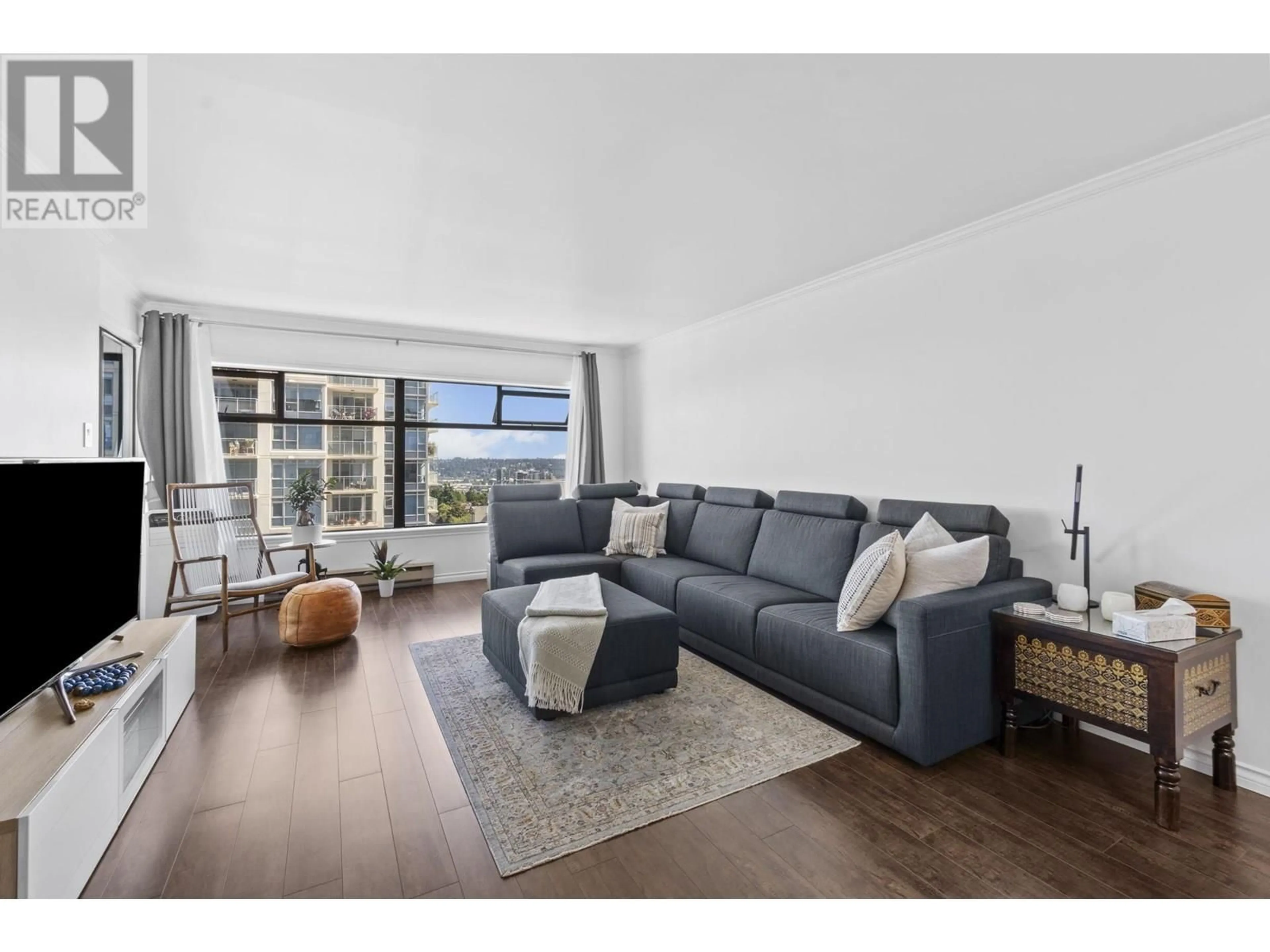 Living room with furniture, wood/laminate floor for 1206 - 615 BELMONT STREET, New Westminster British Columbia V3M6A1