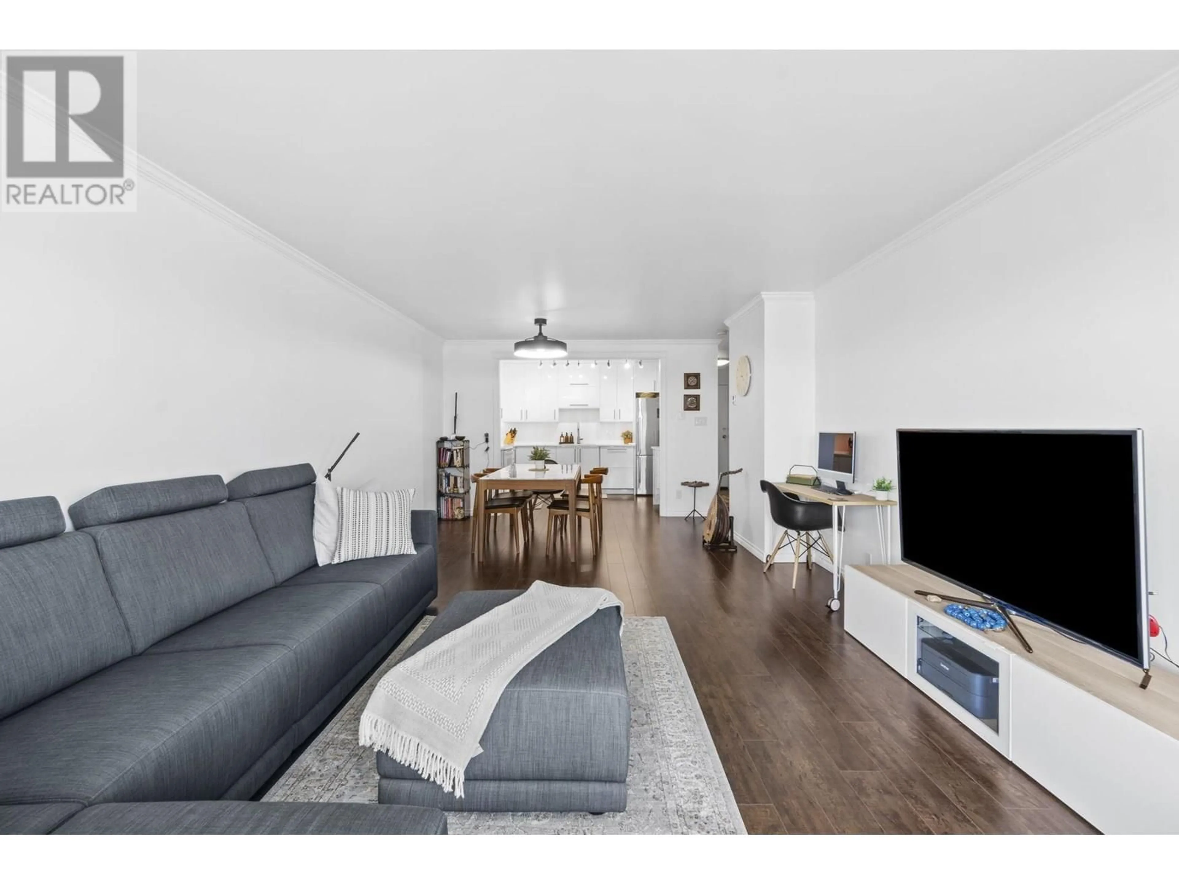 Living room with furniture, wood/laminate floor for 1206 - 615 BELMONT STREET, New Westminster British Columbia V3M6A1