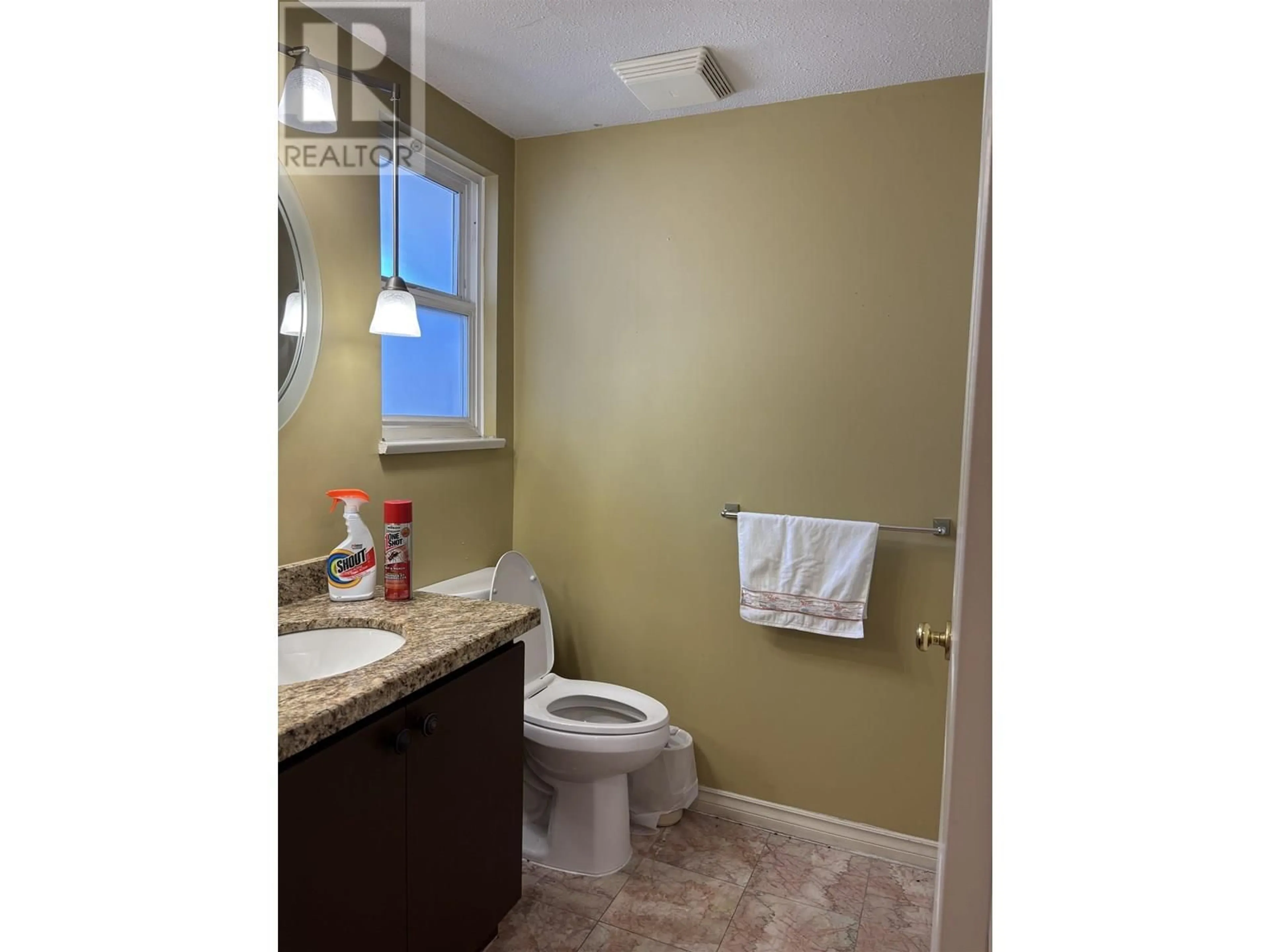Standard bathroom, ceramic/tile floor for 35 - 10080 KILBY DRIVE, Richmond British Columbia V6X3W2