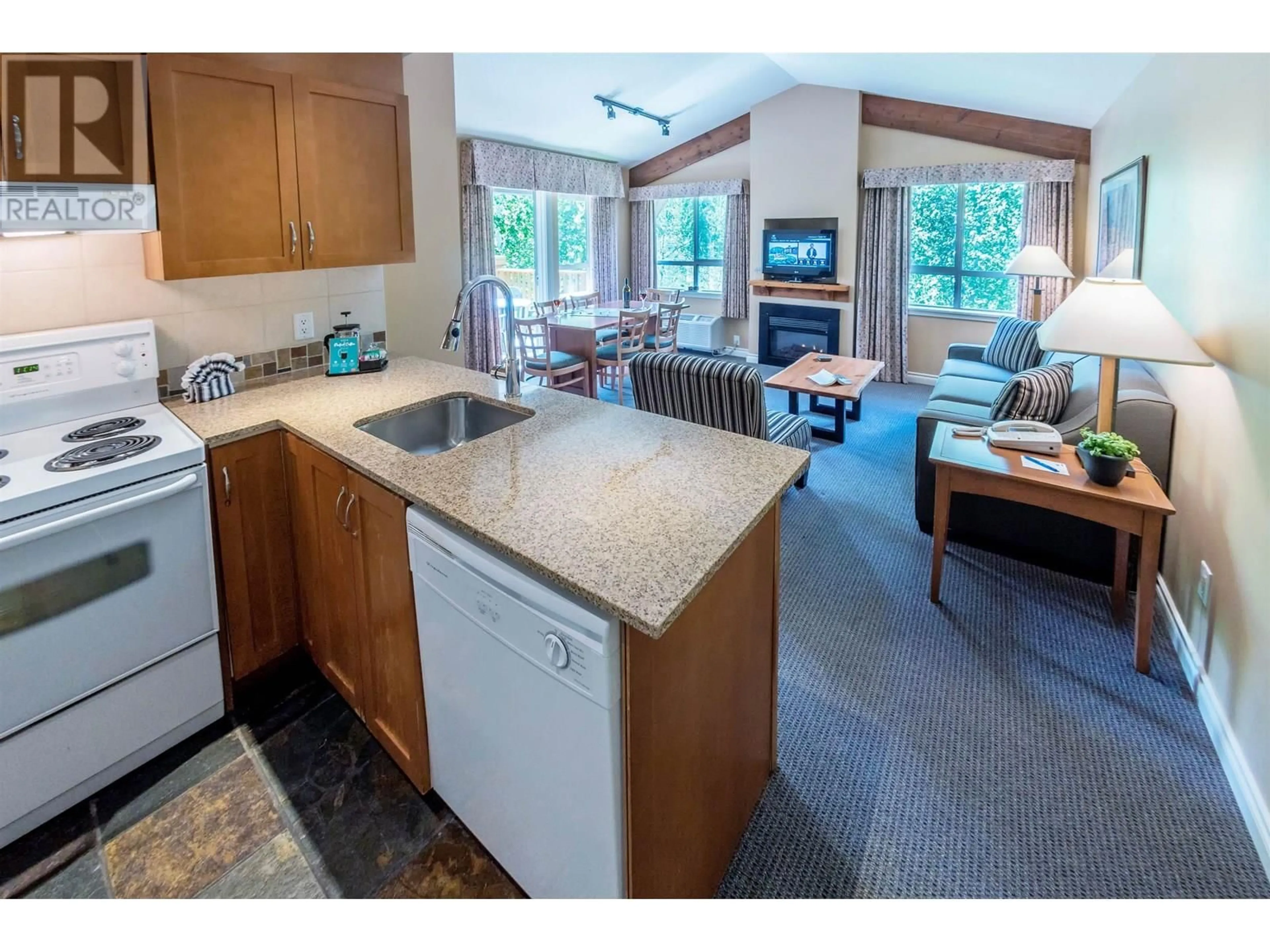 Open concept kitchen, unknown for 319 - 1490 PORTAGE ROAD, Pemberton British Columbia V0N2L1