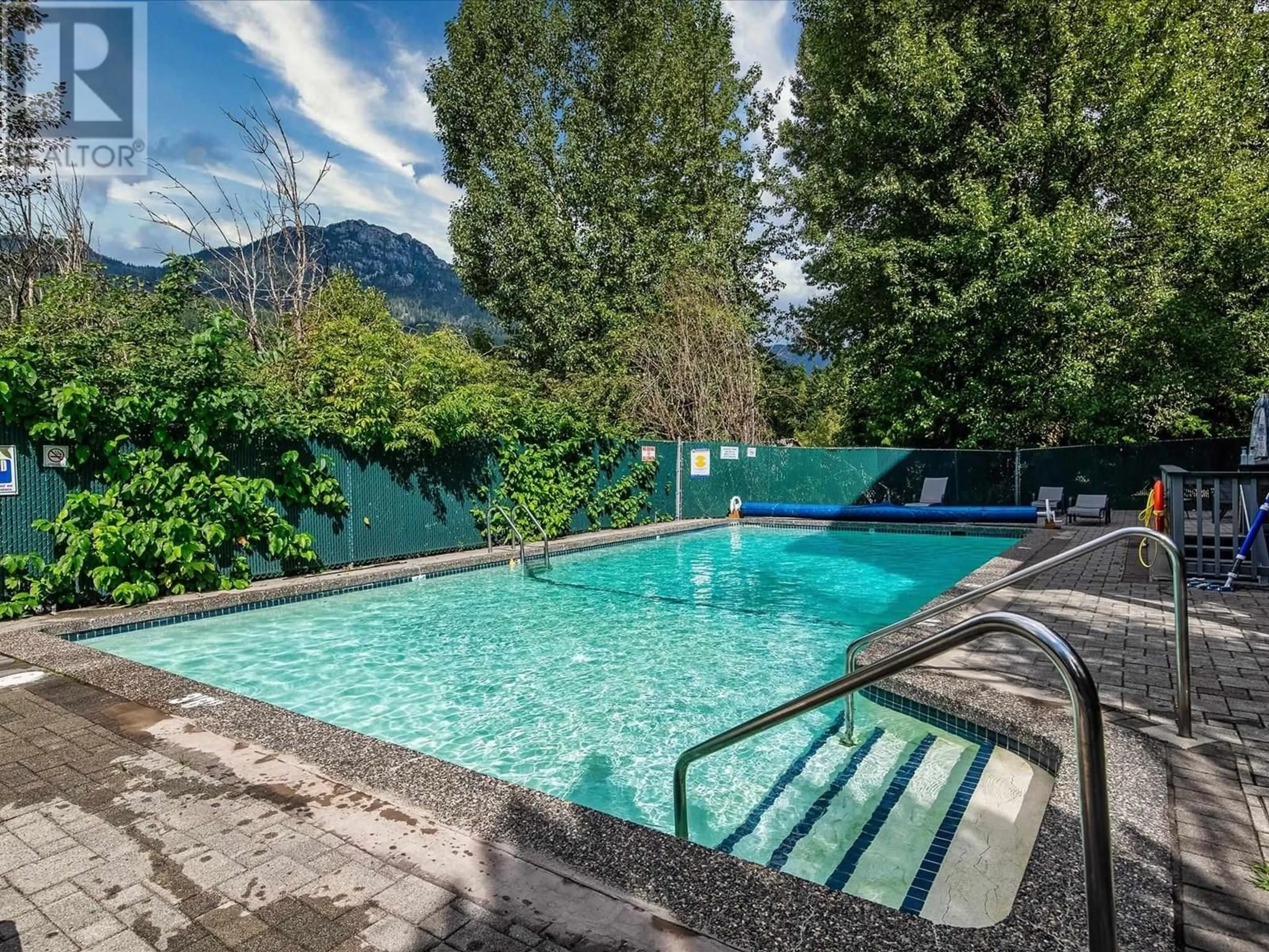 Pool for 307 - 2021 KAREN CRESCENT, Whistler British Columbia V8E0H1