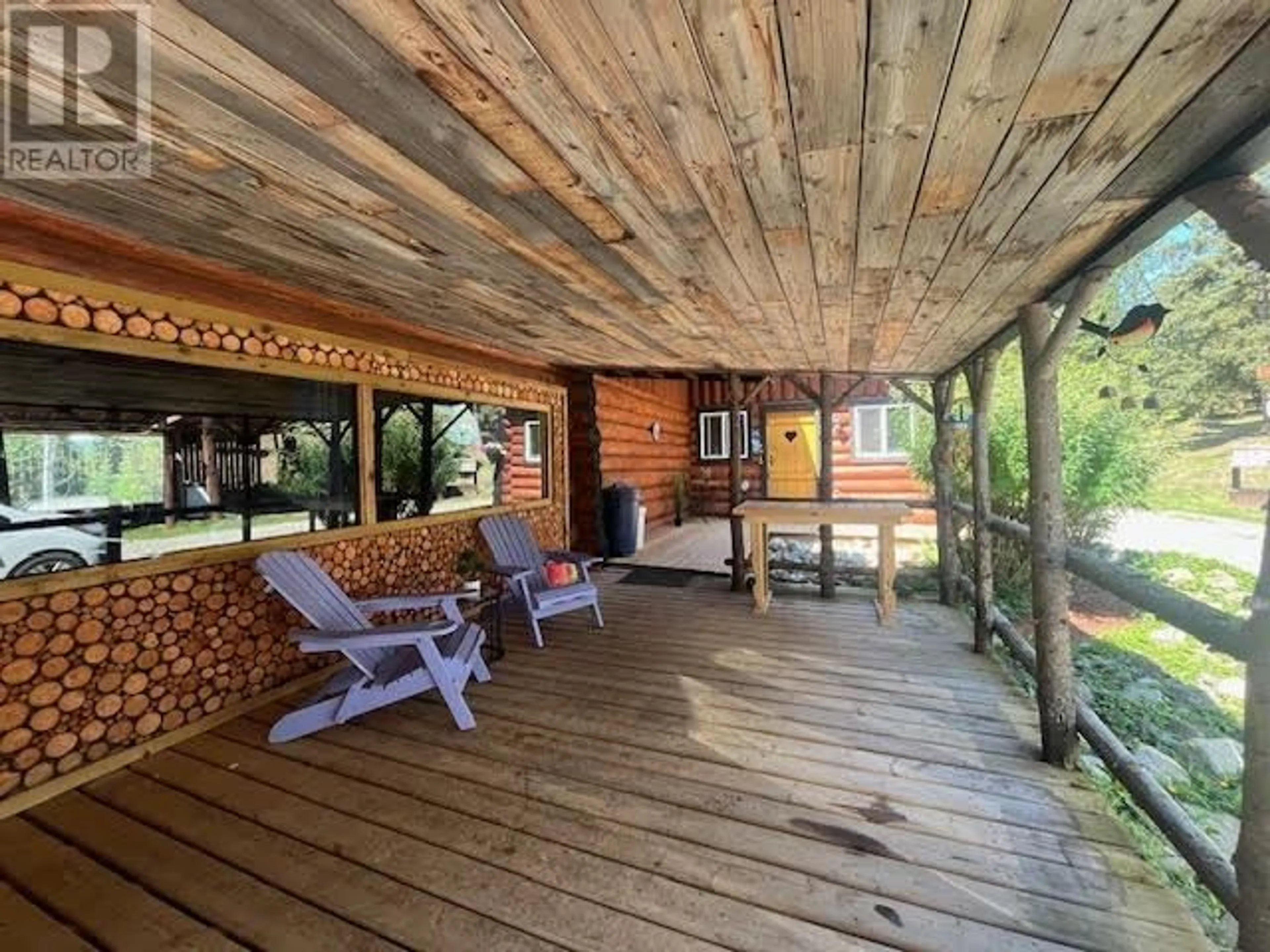 Patio, unknown for 6006 VALLEYVIEW DRIVE, 100 Mile House British Columbia V0K2E3