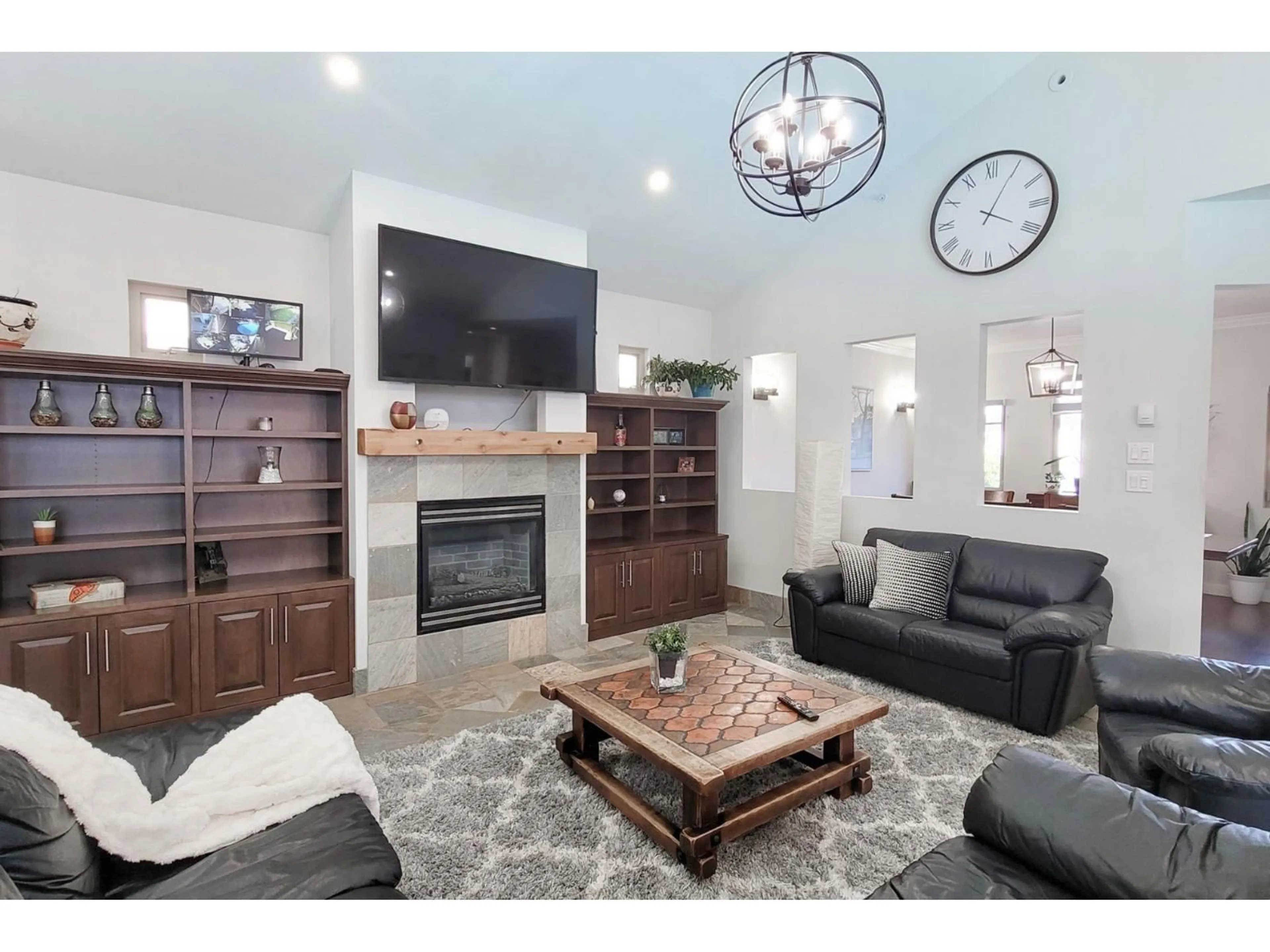 Living room with furniture, unknown for 1247 STAYTE, White Rock British Columbia V4B4Z1