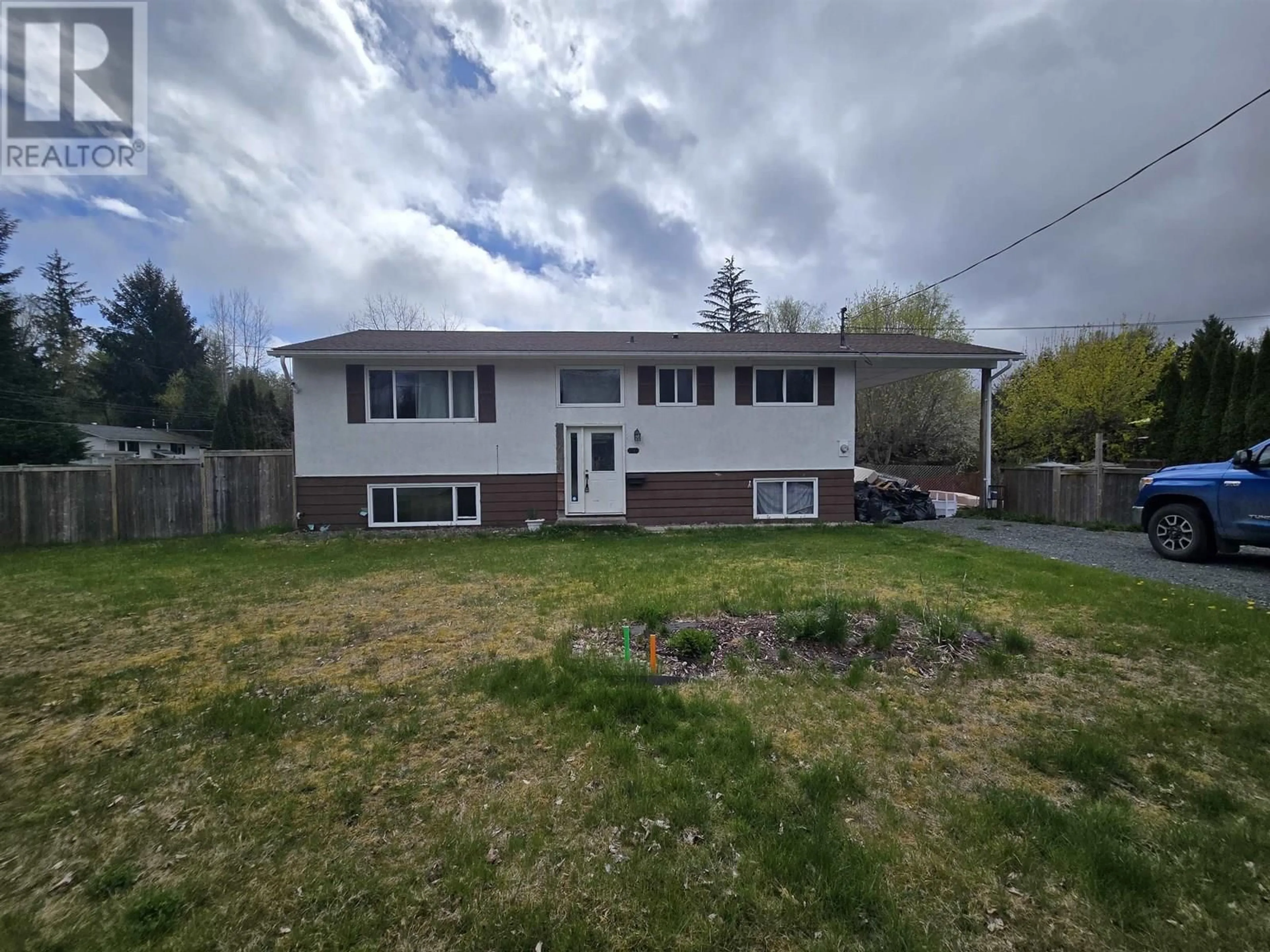 A pic from outside/outdoor area/front of a property/back of a property/a pic from drone, street for 5107 MILLS AVENUE, Terrace British Columbia V8G1C4