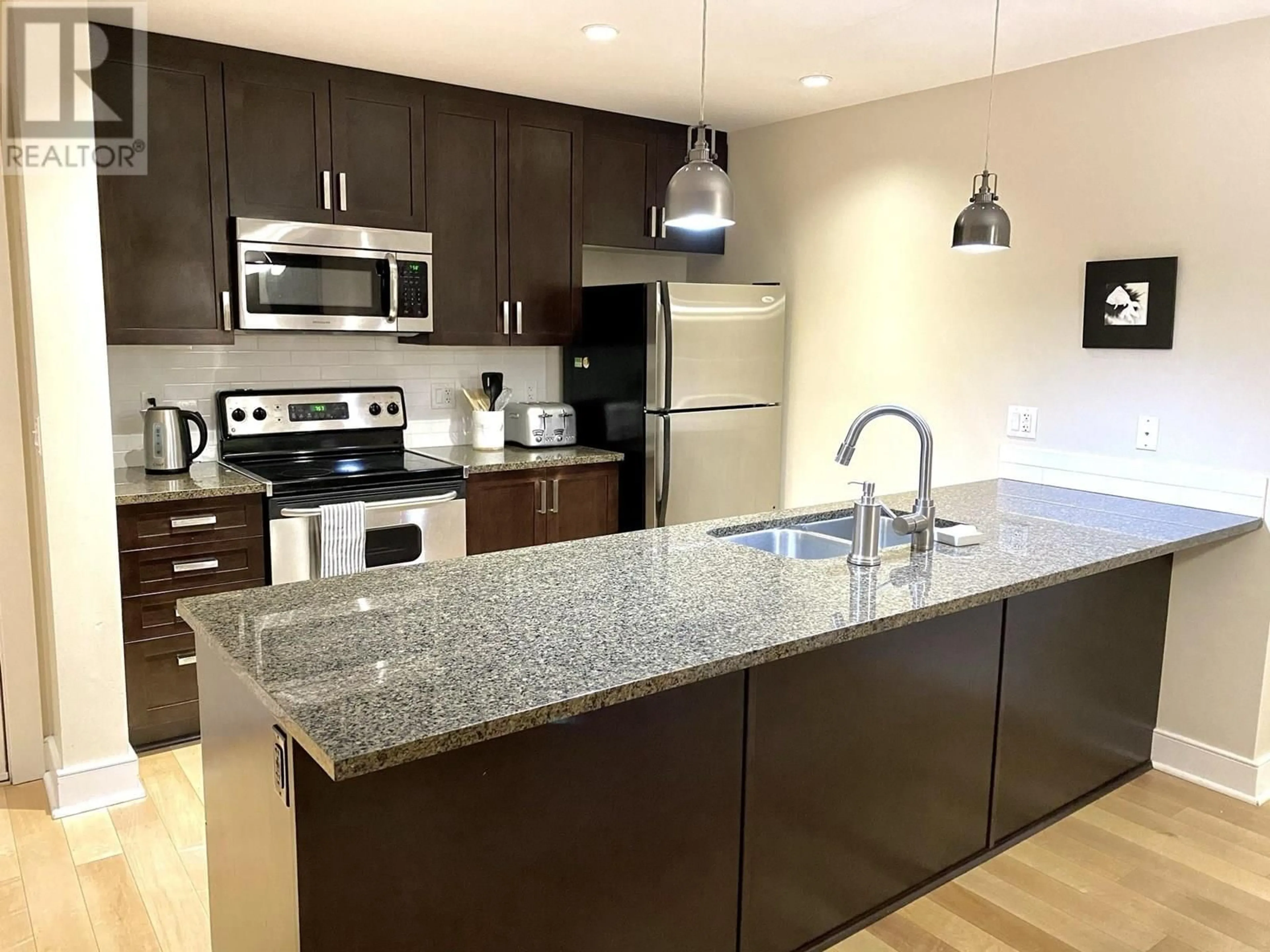Open concept kitchen, unknown for 405 - 5599 14B AVENUE, Delta British Columbia V4M0A3
