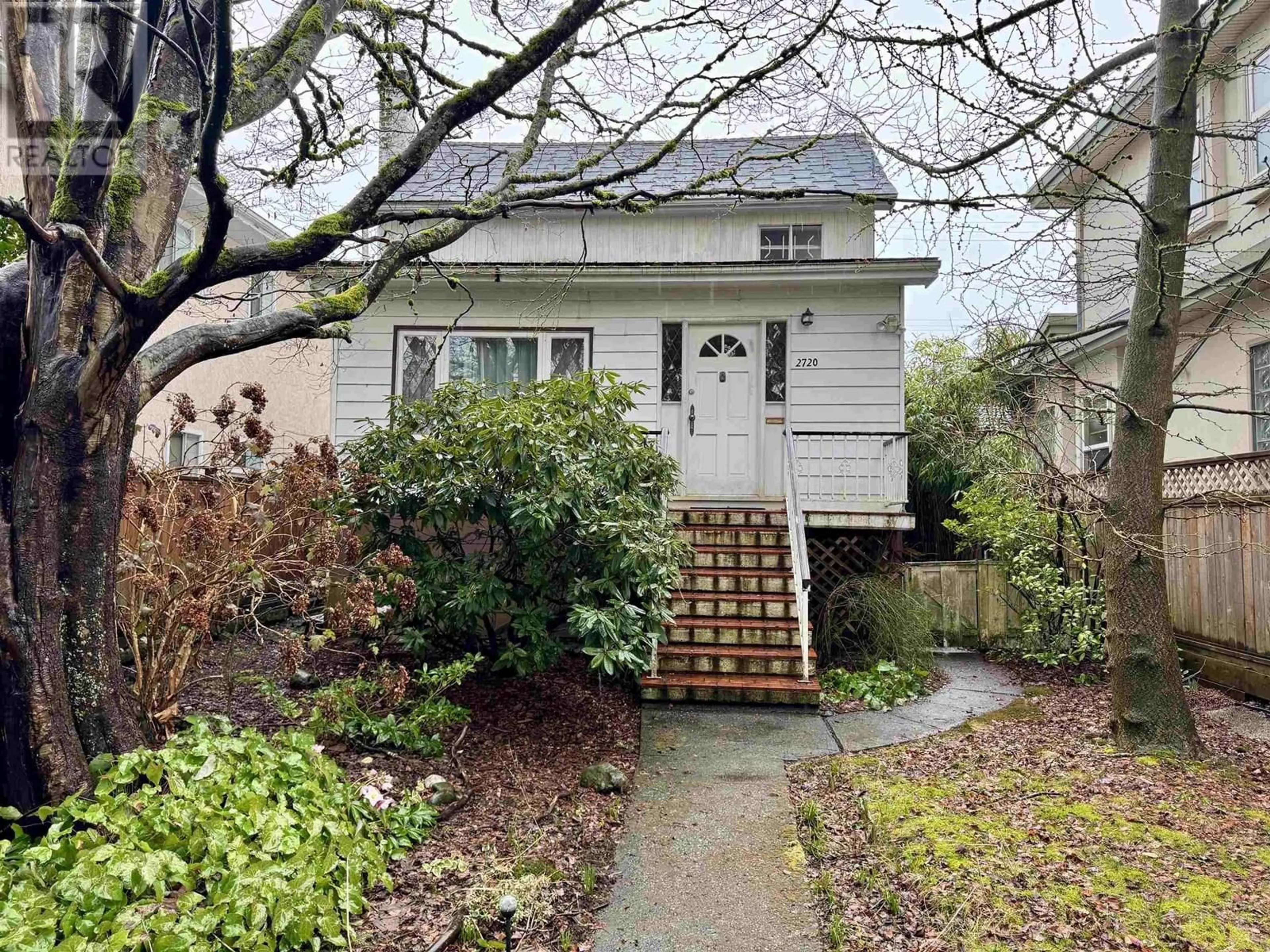 Unknown for 2720 24TH AVENUE, Vancouver British Columbia V6L1R1
