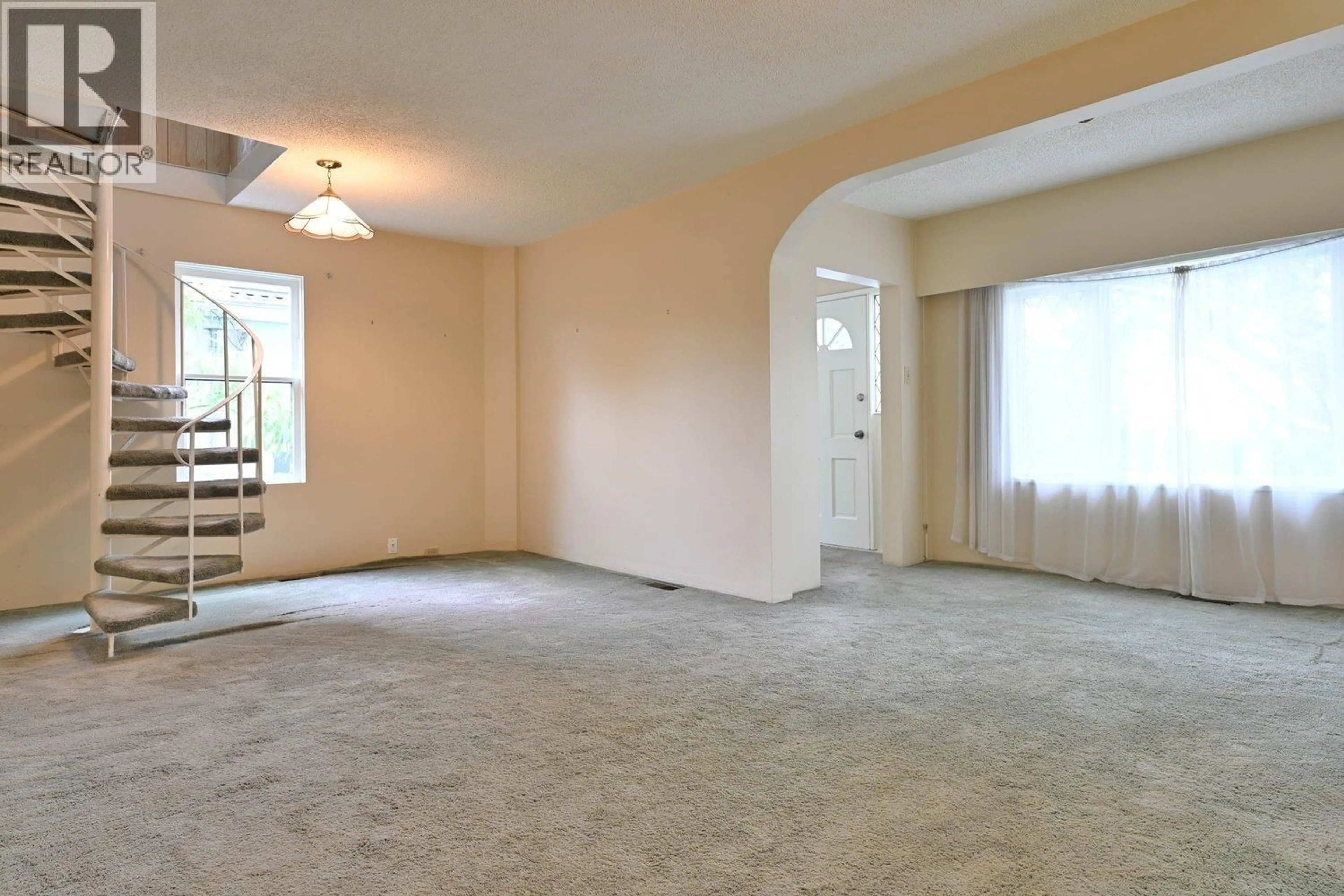 A pic of a room for 2720 24TH AVENUE, Vancouver British Columbia V6L1R1