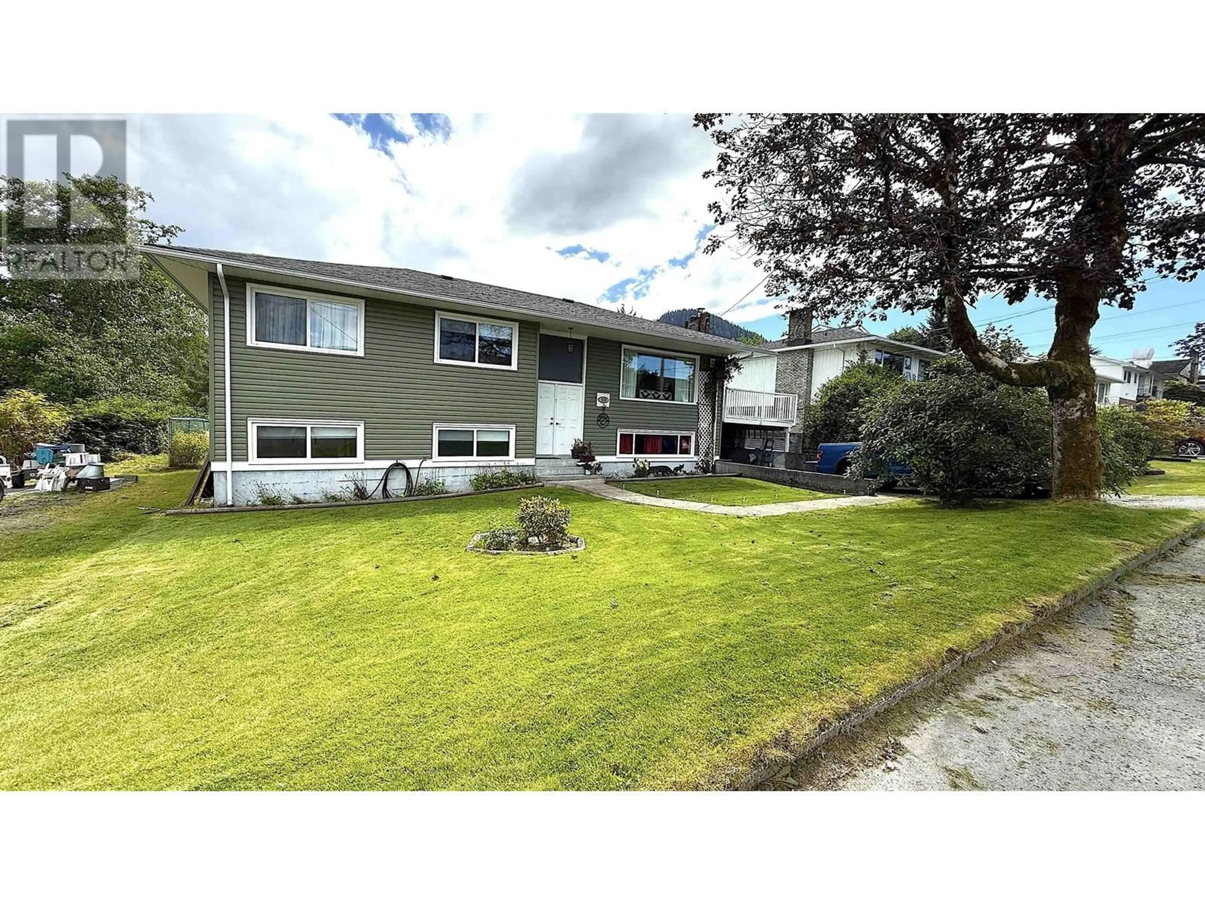 A pic from outside/outdoor area/front of a property/back of a property/a pic from drone, street for 1656 INDIA AVENUE, Prince Rupert British Columbia V8J2Y3