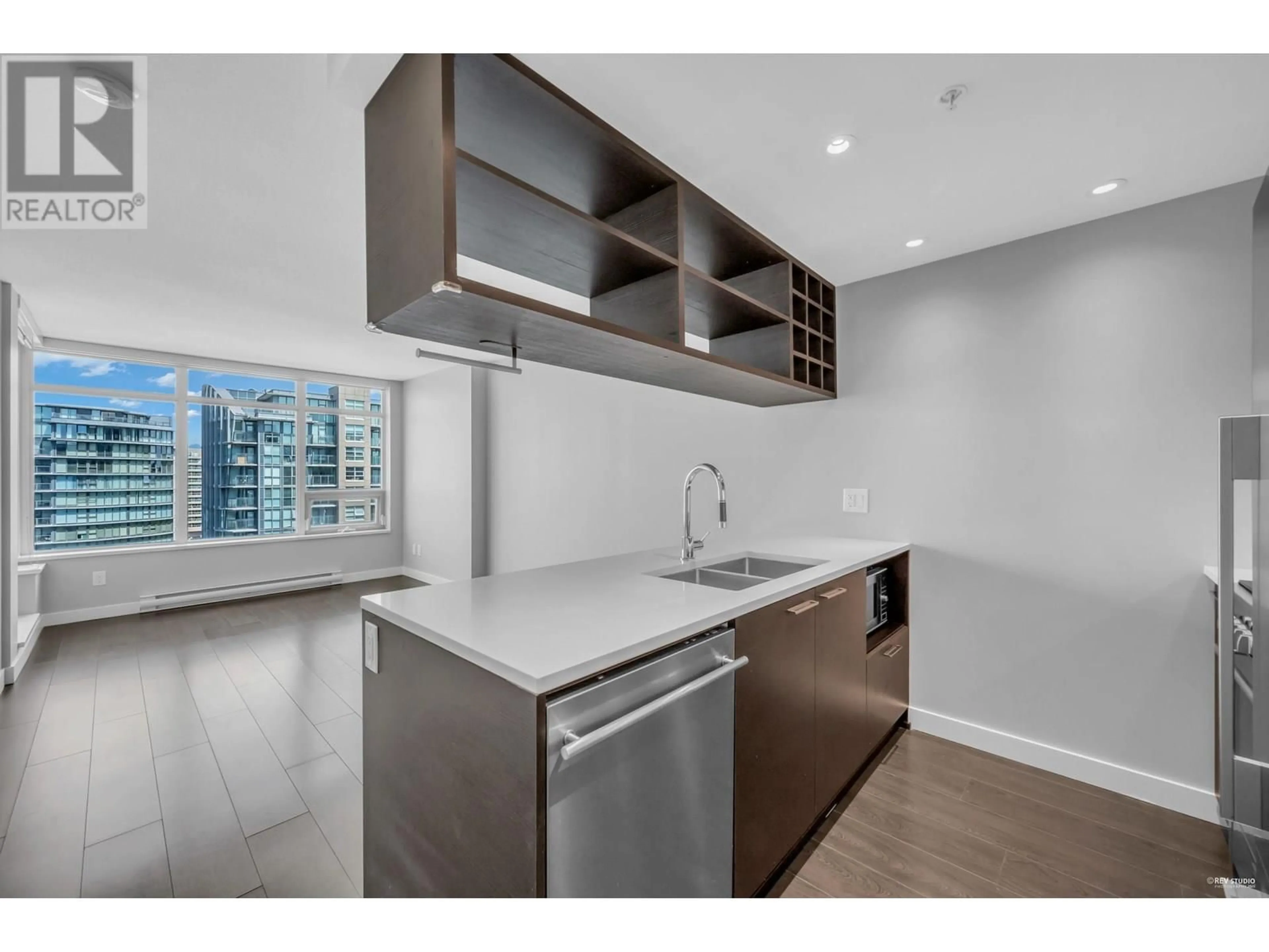 Standard kitchen, wood/laminate floor for 1505 - 6188 NO. 3 ROAD, Richmond British Columbia V6Y0J3