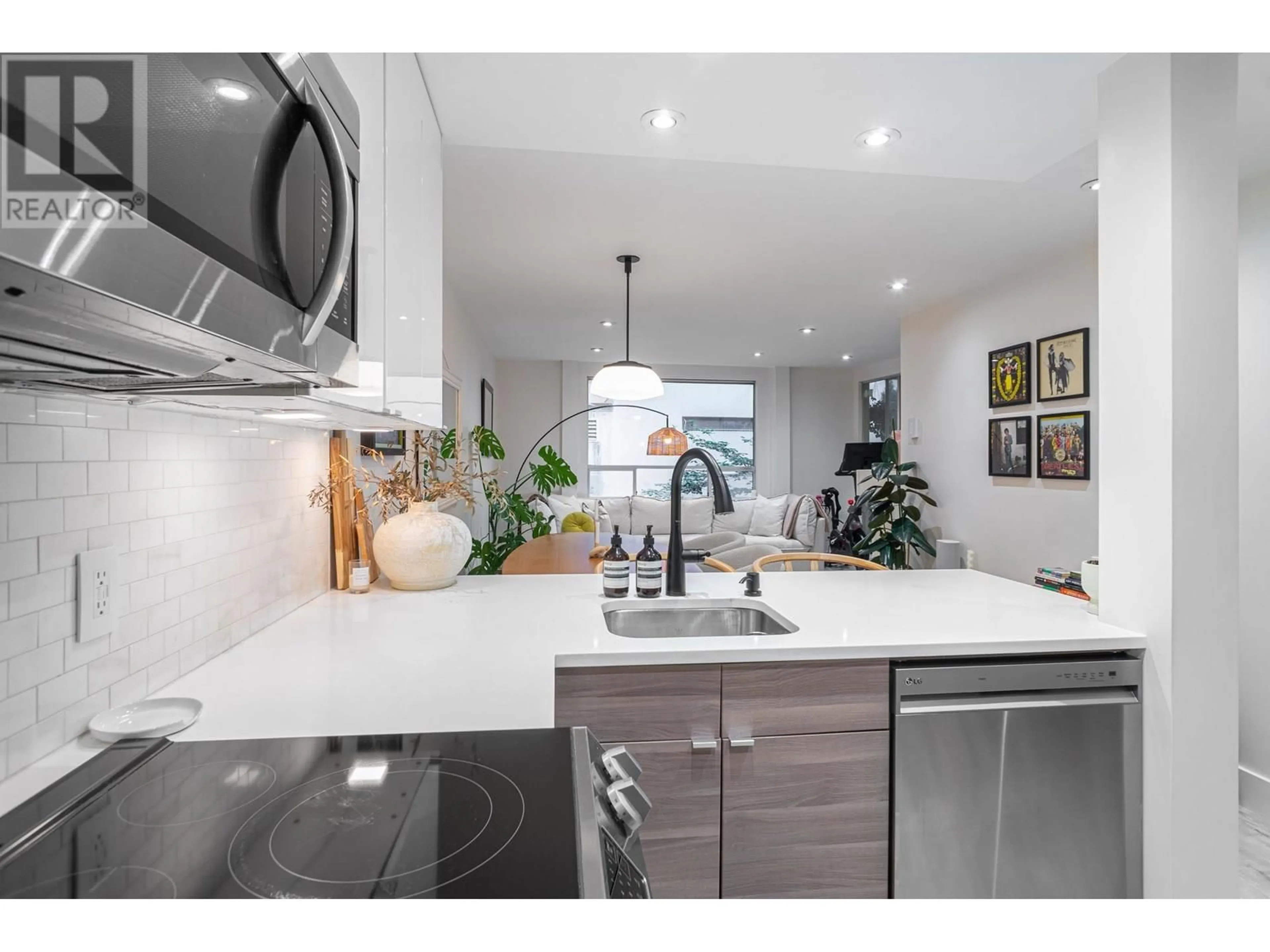 Unknown for 307 - 1345 COMOX STREET, Vancouver British Columbia V6E4E4