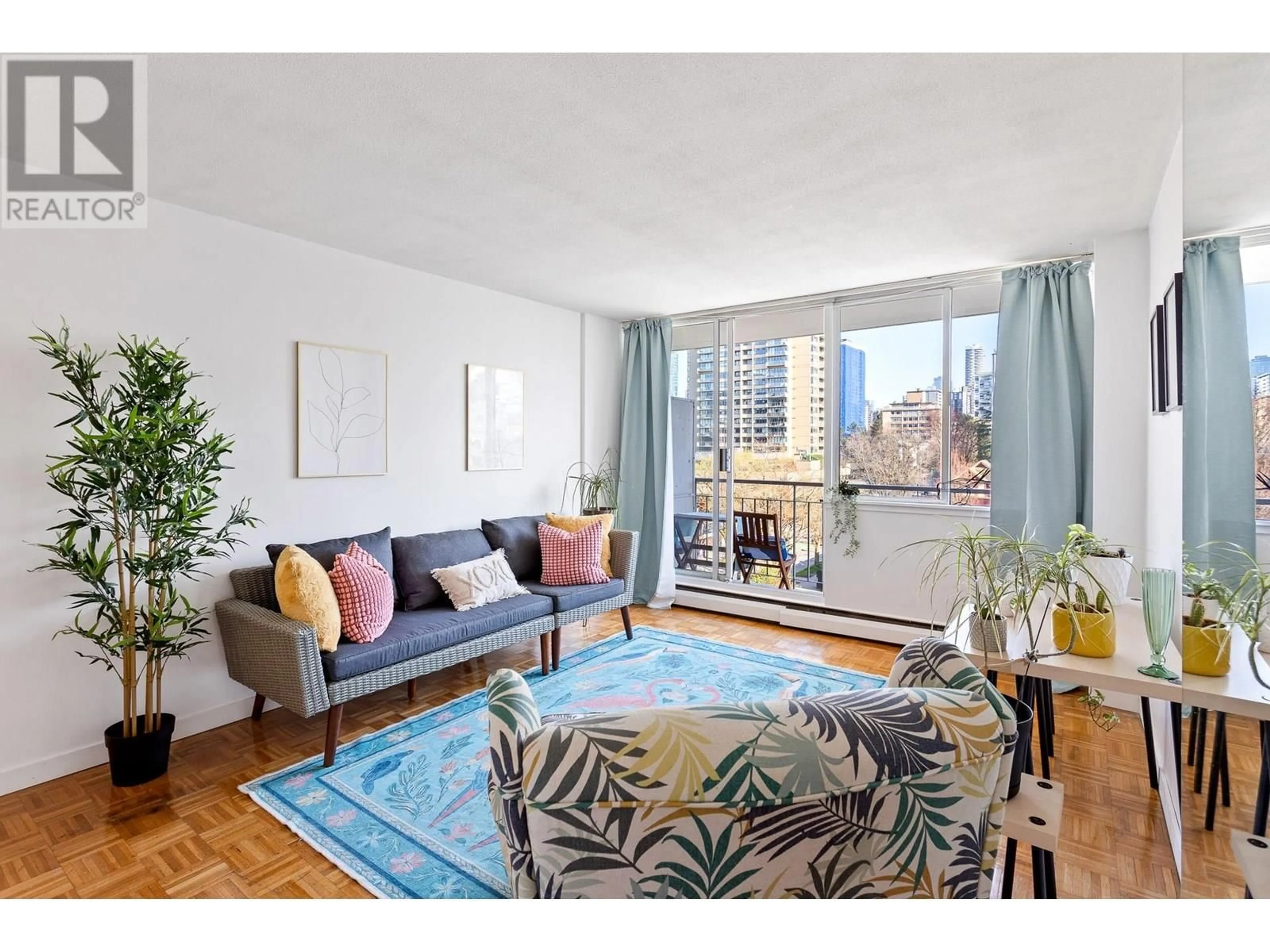 Living room with furniture, unknown for 601 - 1850 COMOX STREET, Vancouver British Columbia V6G1R3