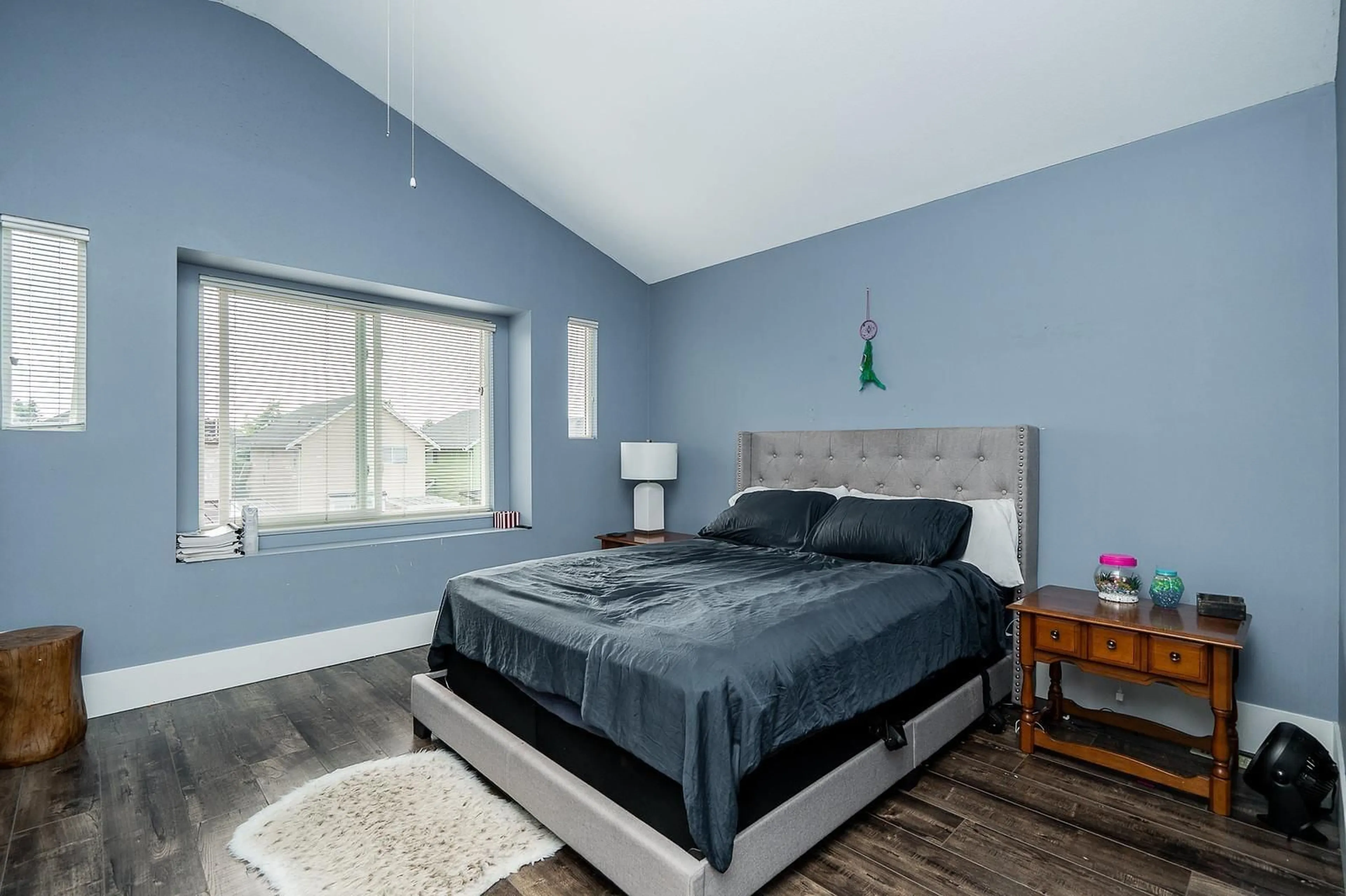 Bedroom with bed, unknown for 6671 185A, Surrey British Columbia V3S9B7