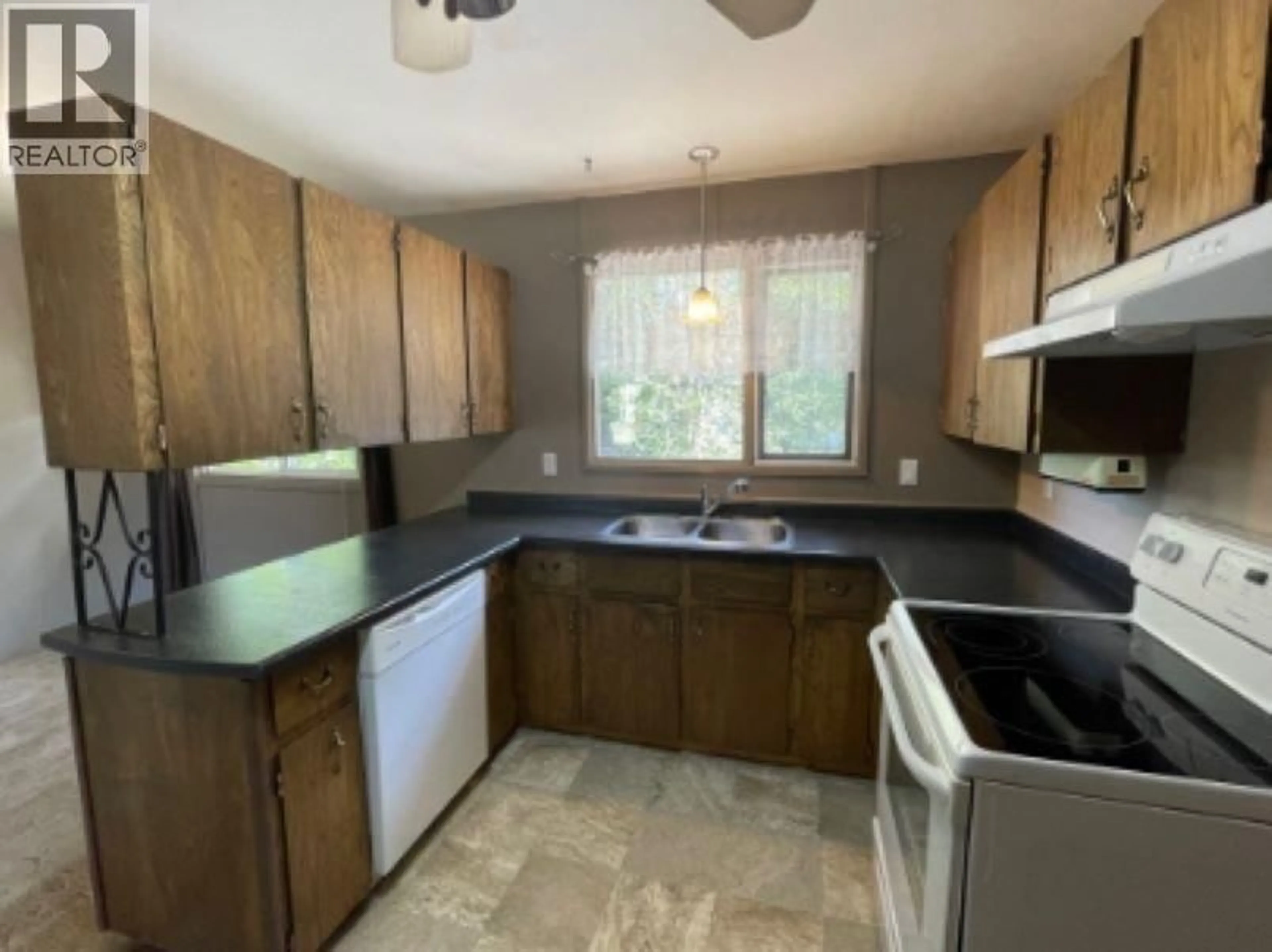 Standard kitchen, unknown for 5316 WILLOW ROAD, Fort Nelson British Columbia V0C1R0