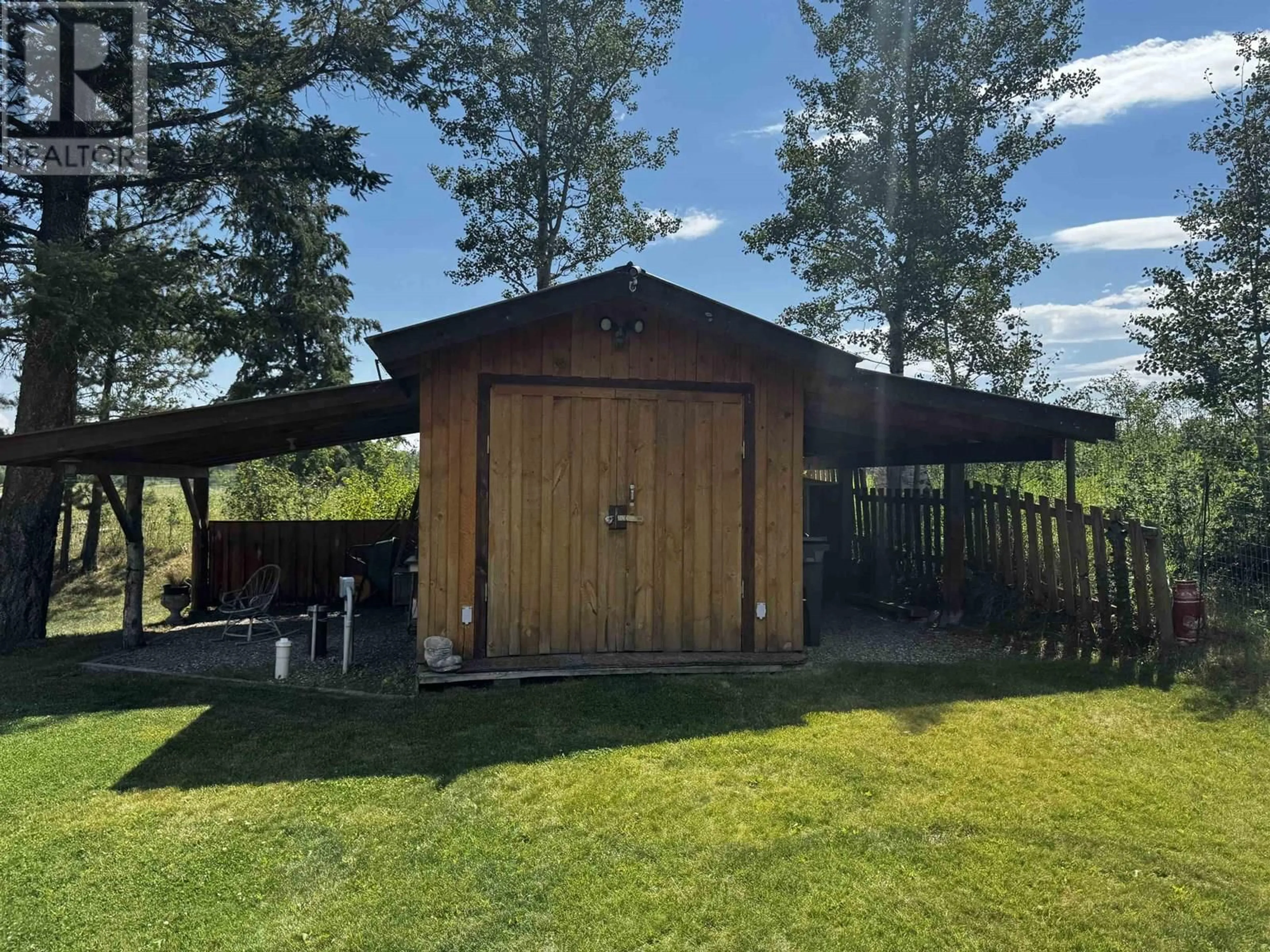 Shed for 5462 ELLIOT LAKE ROAD, 100 Mile House British Columbia V0K2E1