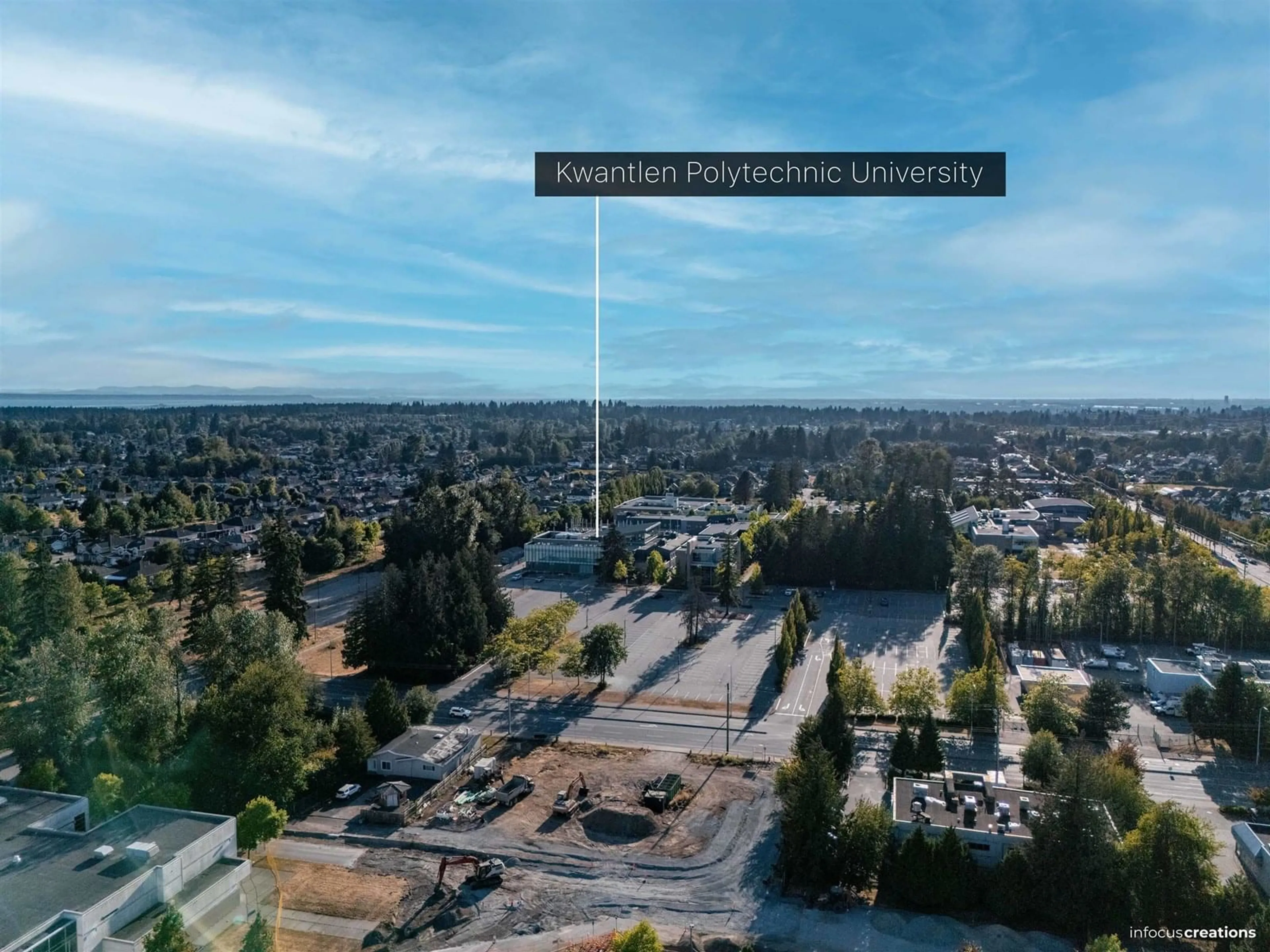 A pic from outside/outdoor area/front of a property/back of a property/a pic from drone, unknown for 7126 130, Surrey British Columbia V3W4J7