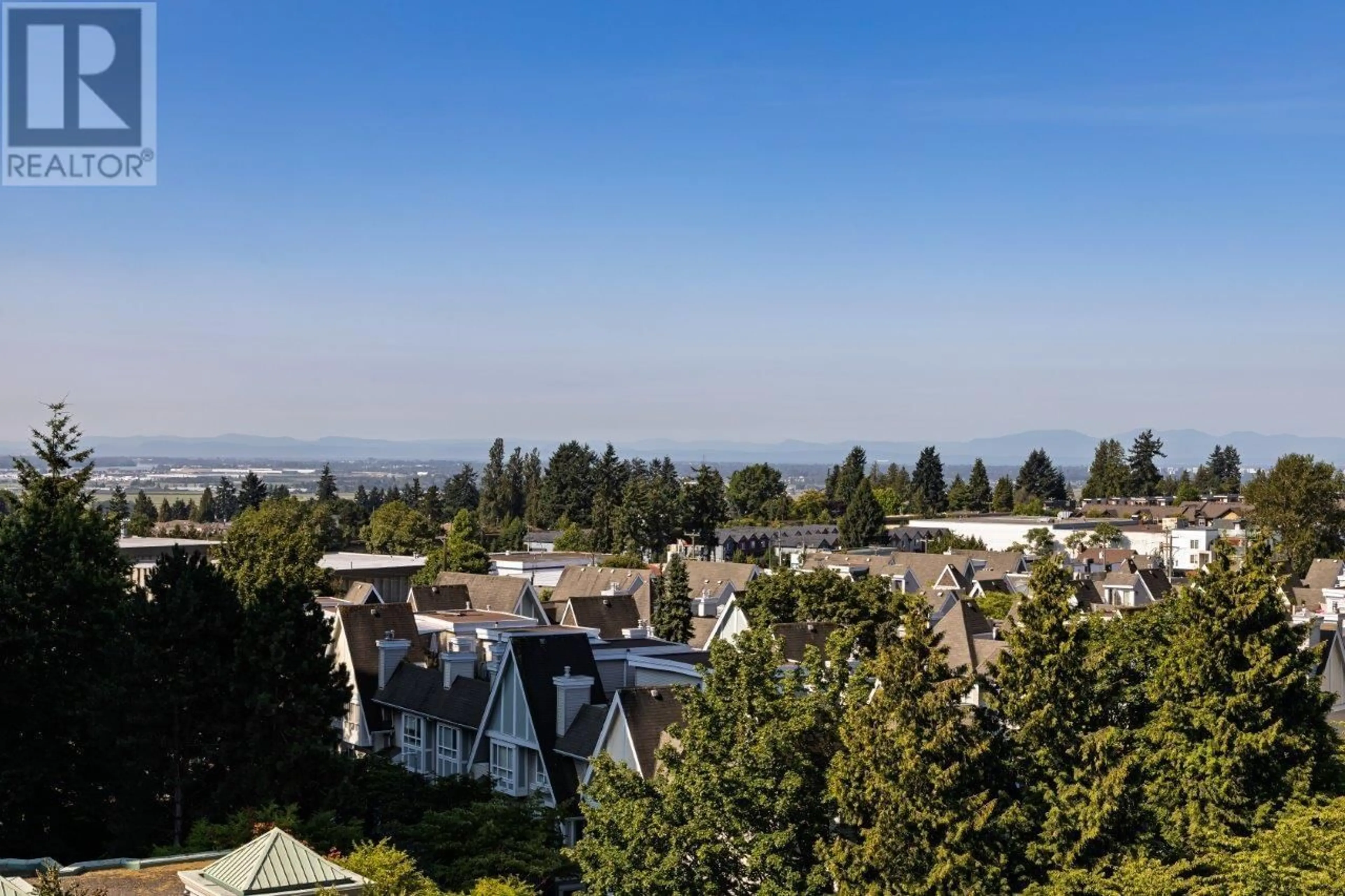 A pic from outside/outdoor area/front of a property/back of a property/a pic from drone, mountain view for 806 - 6611 SOUTHOAKS CRESCENT, Burnaby British Columbia V5E4L5