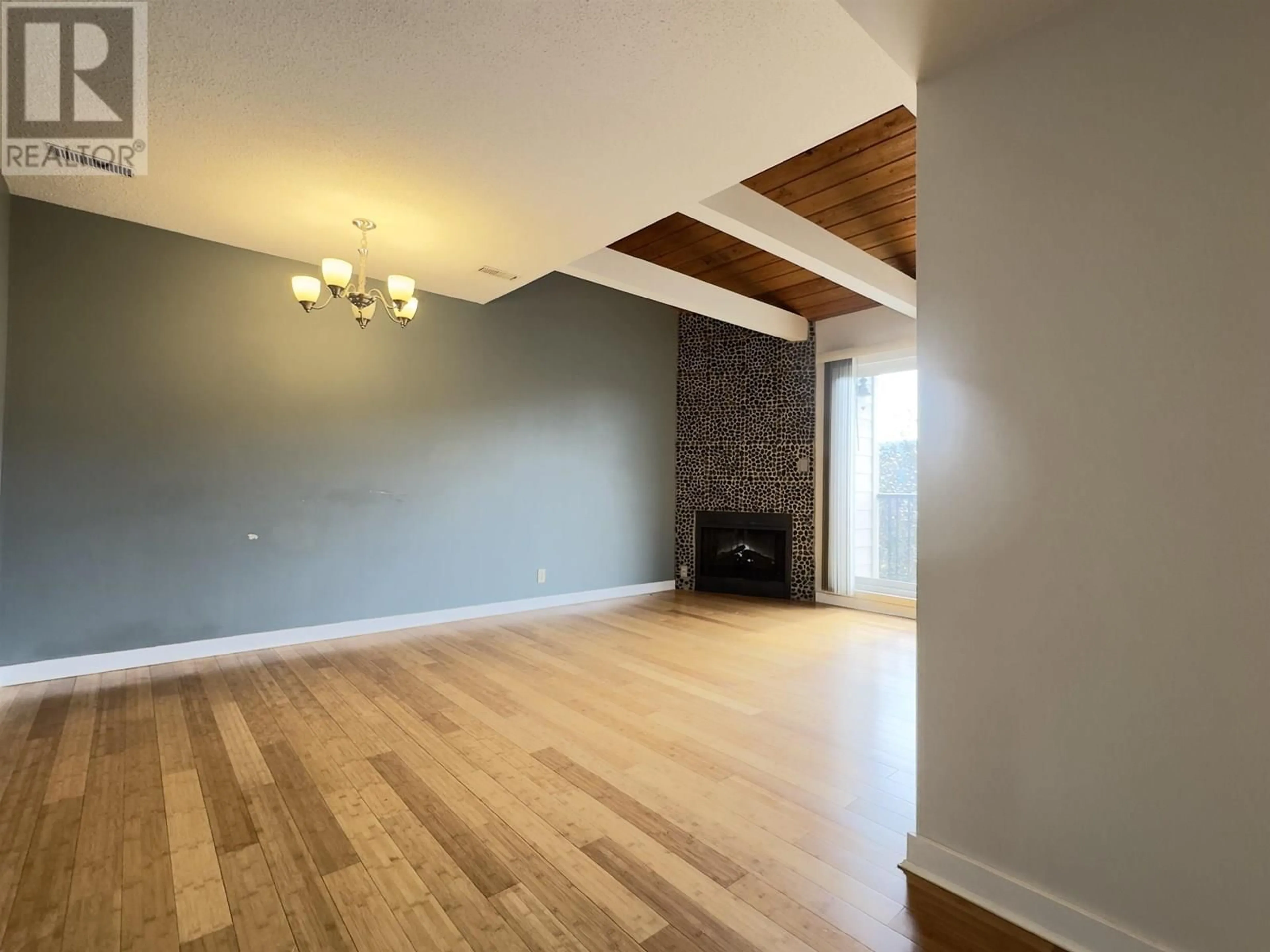 A pic of a room for 3 - 800 2ND AVENUE, Williams Lake British Columbia V2G4C4