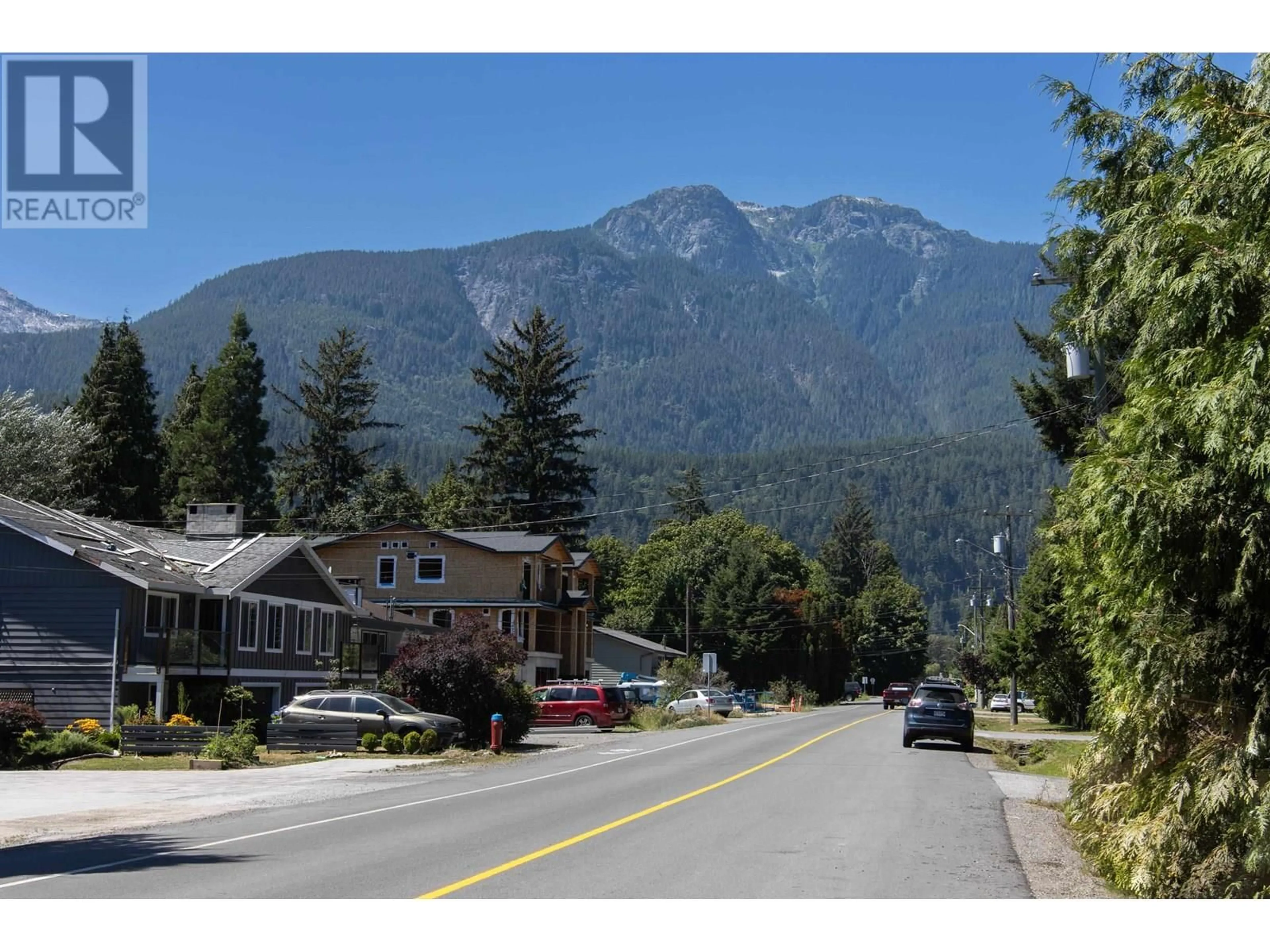 Blurry image for 1397 JUDD ROAD, Squamish British Columbia V0N1H0