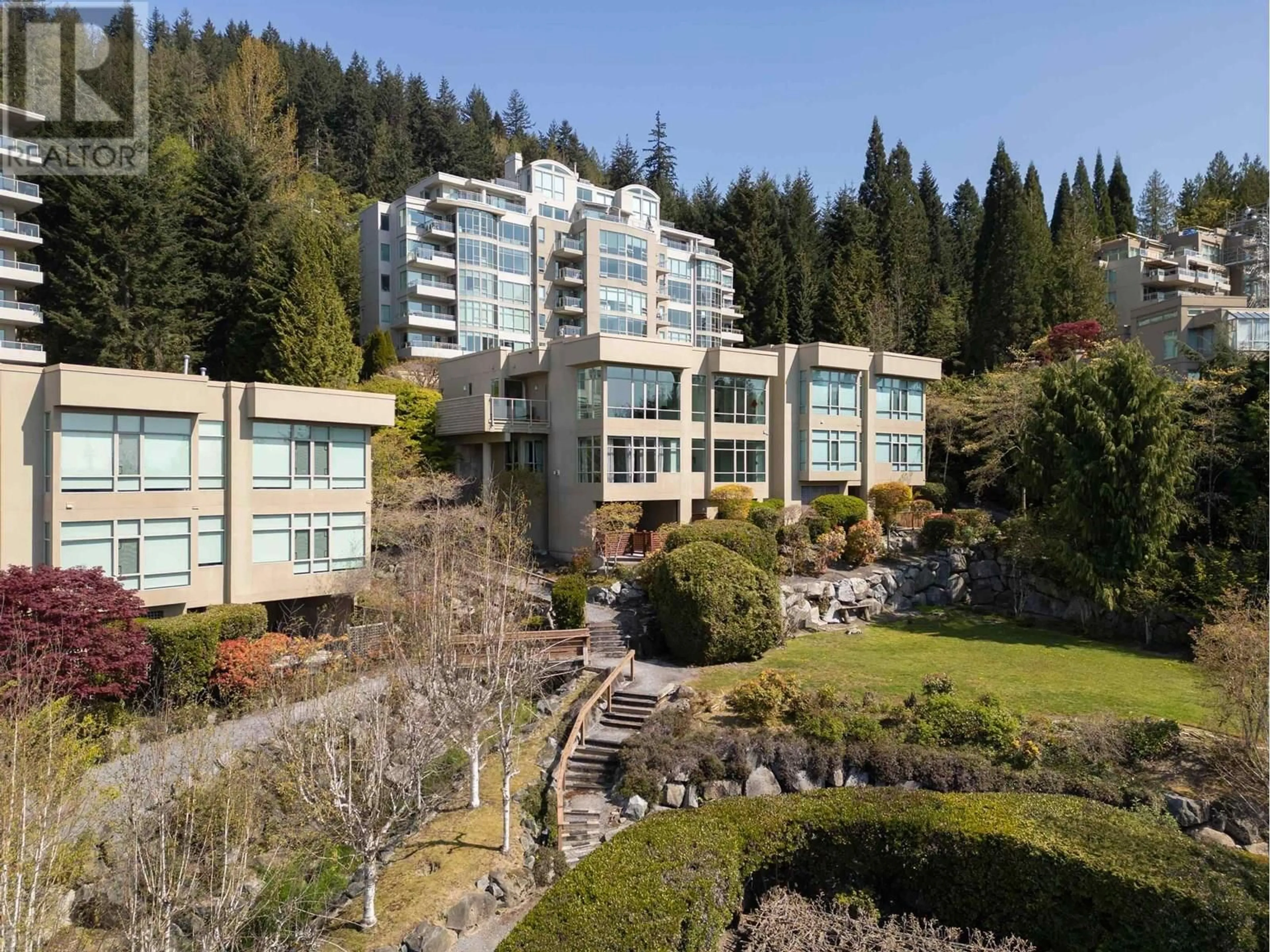 A pic from outside/outdoor area/front of a property/back of a property/a pic from drone, mountain view for 3112 DEER RIDGE DRIVE, West Vancouver British Columbia V7S4W1