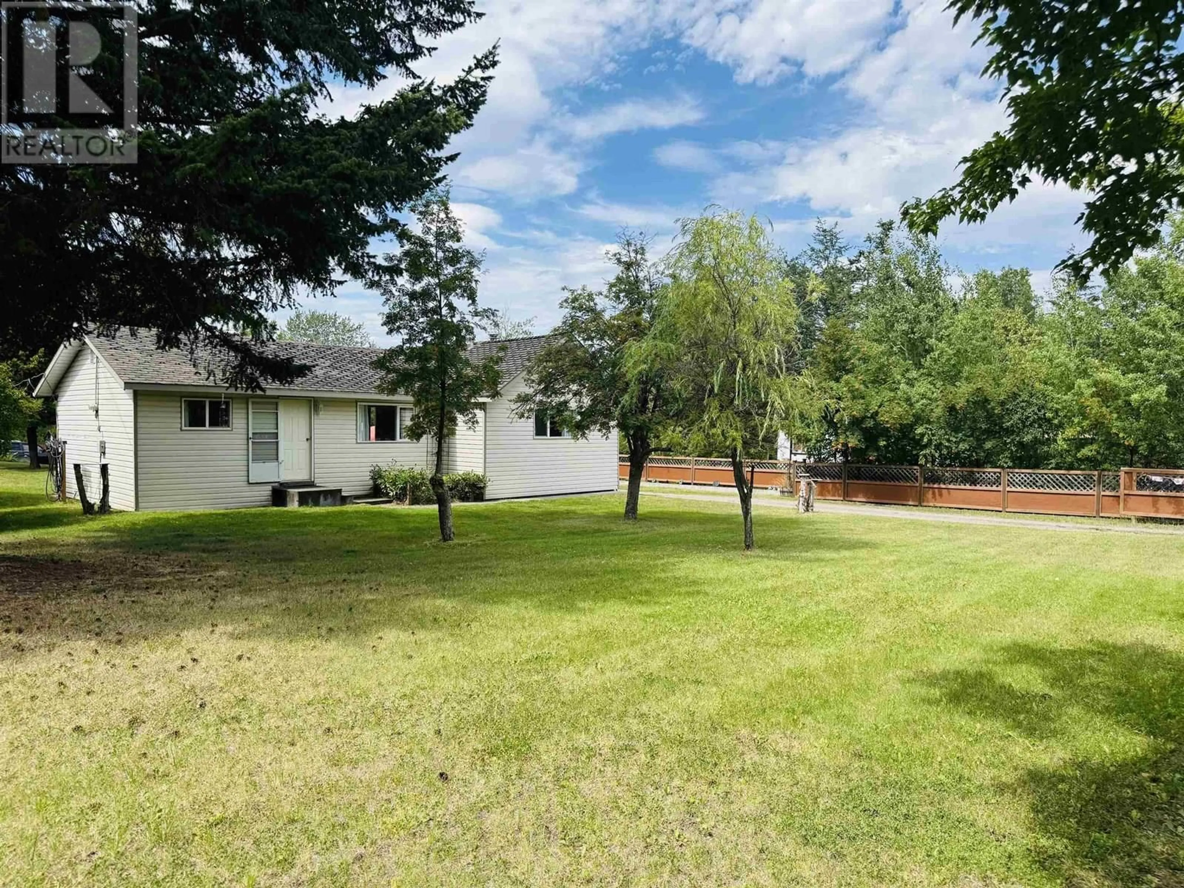 A pic from outside/outdoor area/front of a property/back of a property/a pic from drone, unknown for 1115 DENNY ROAD, Williams Lake British Columbia V2G3J7