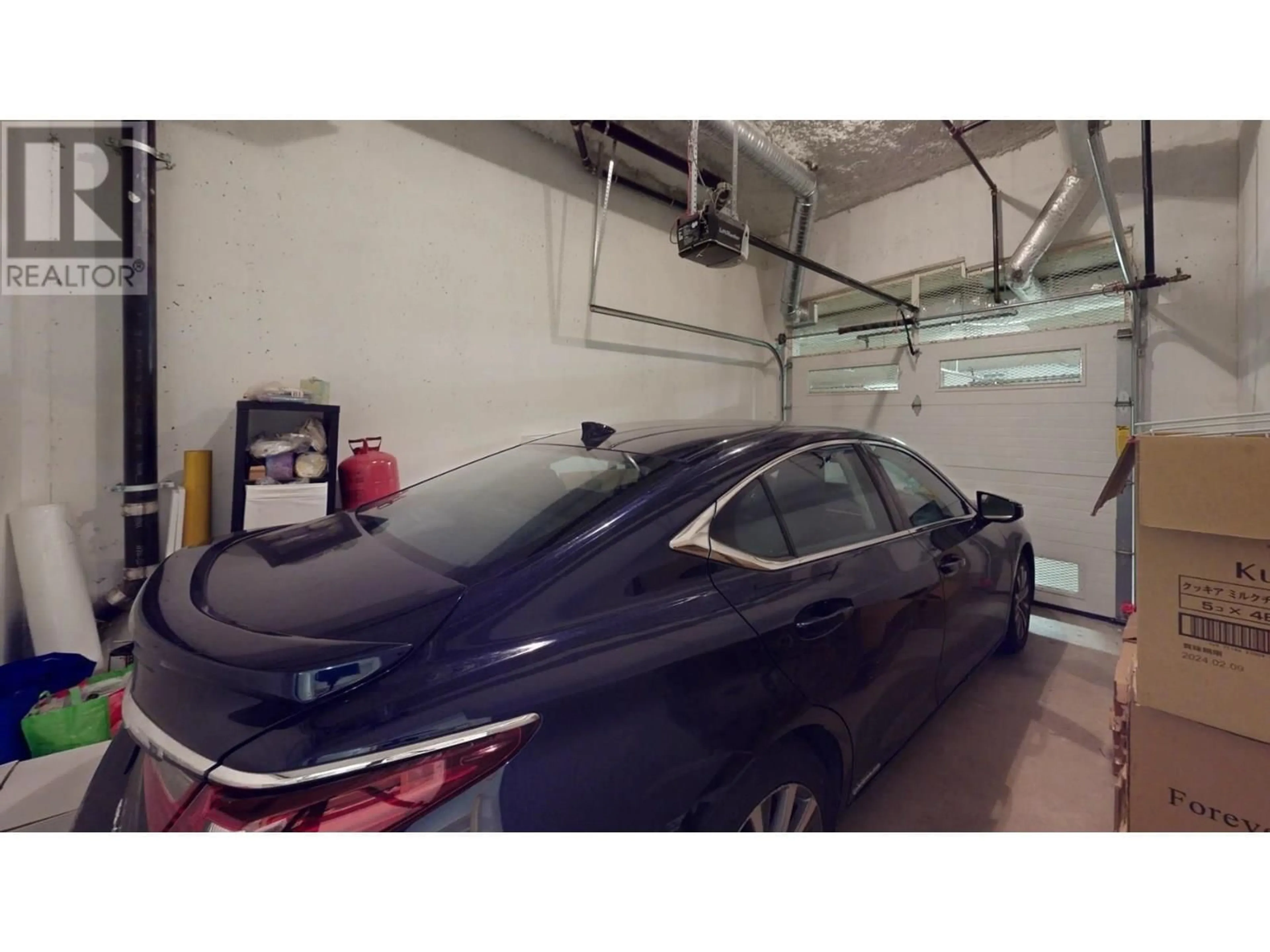 Indoor garage for 4 - 5233 GILBERT ROAD, Richmond British Columbia V7C0B3