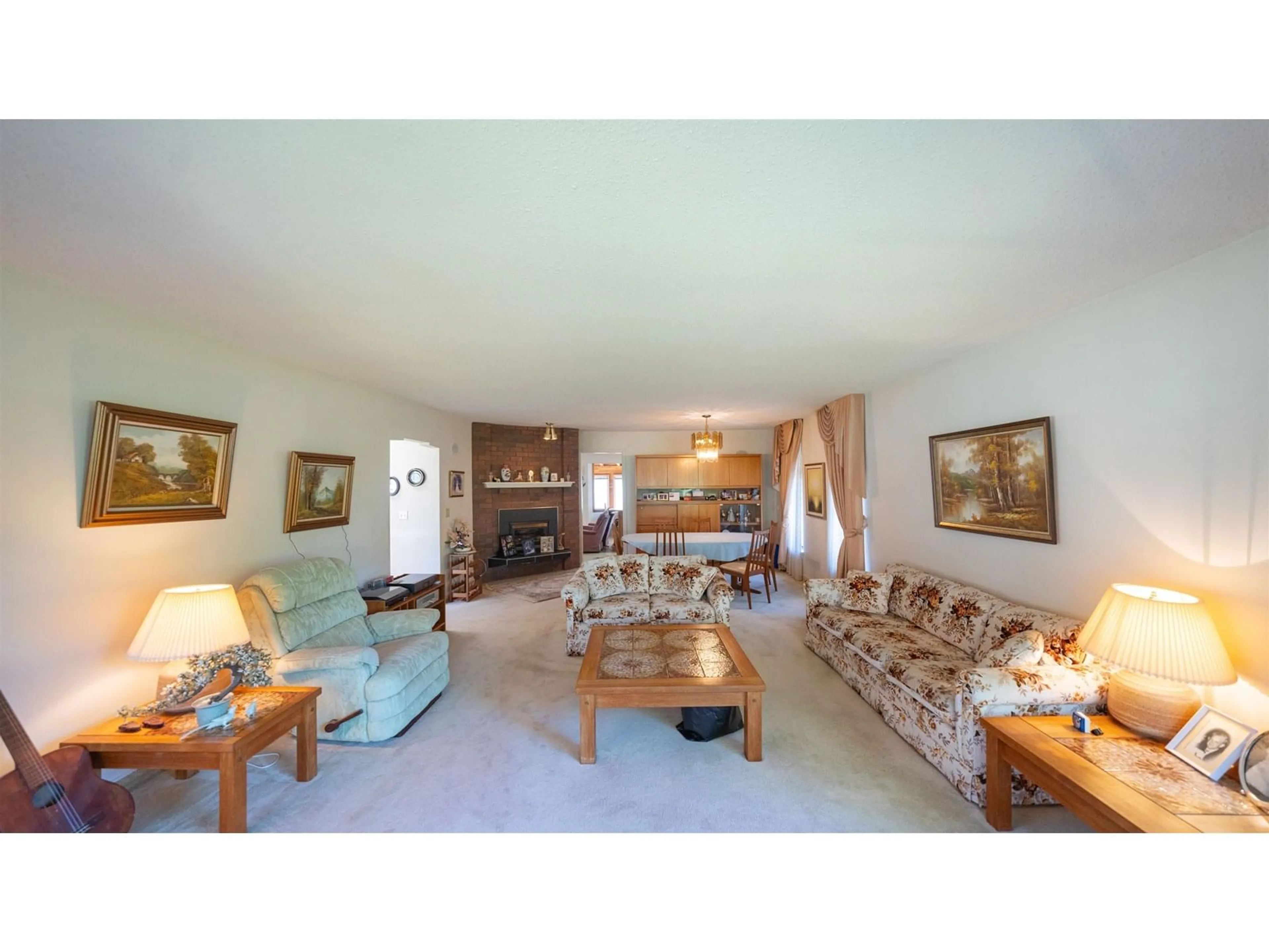 Living room with furniture, unknown for 14076 19A, Surrey British Columbia V4A7Z6