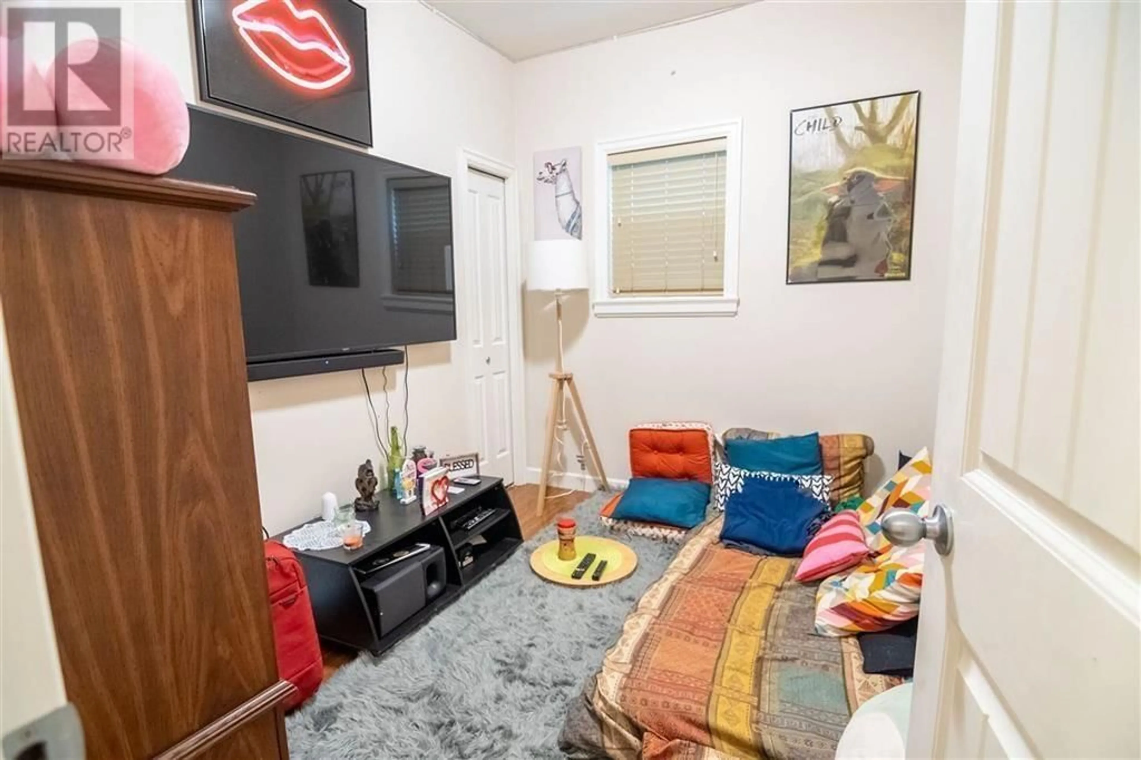 A pic of a room for 728 49TH AVENUE, Vancouver British Columbia V5W2H4