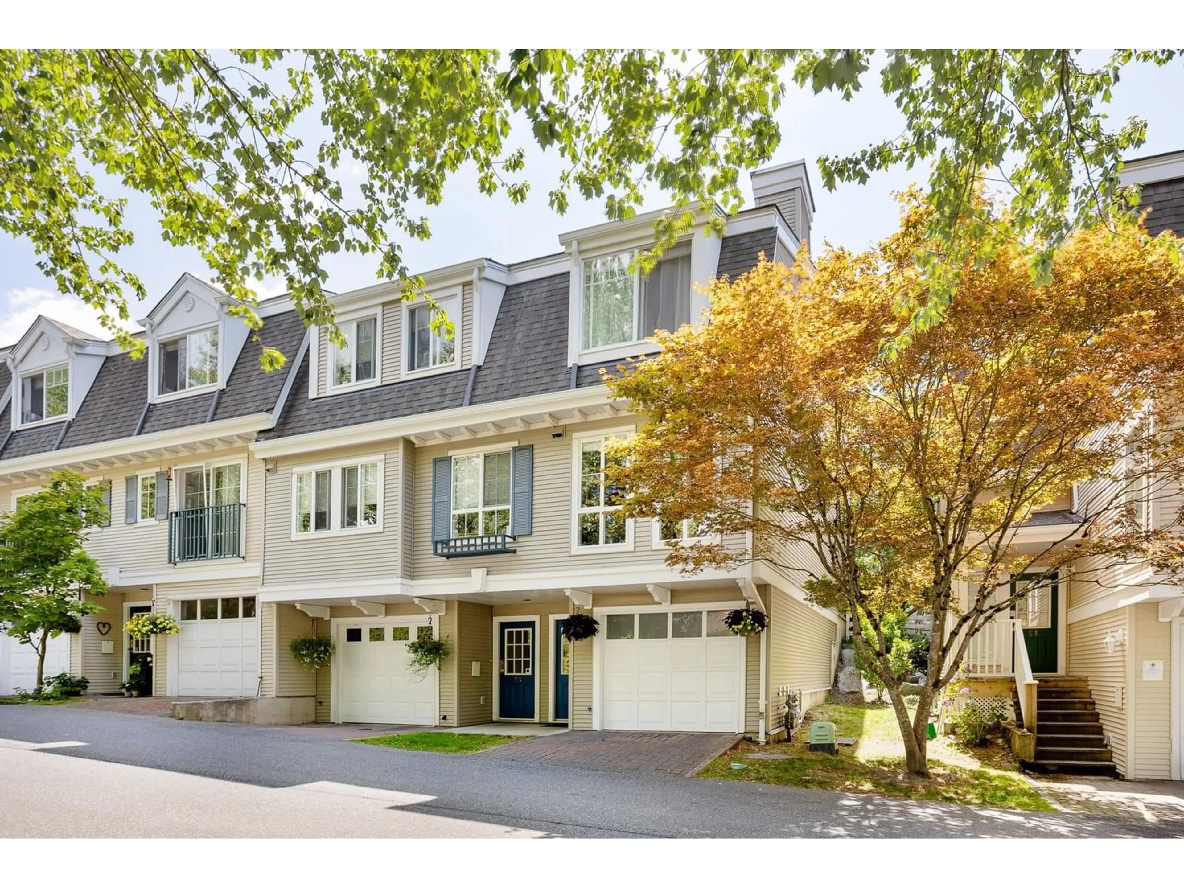 Home with vinyl exterior material, street for 52 - 8890 WALNUT GROVE, Langley British Columbia V1M3W4