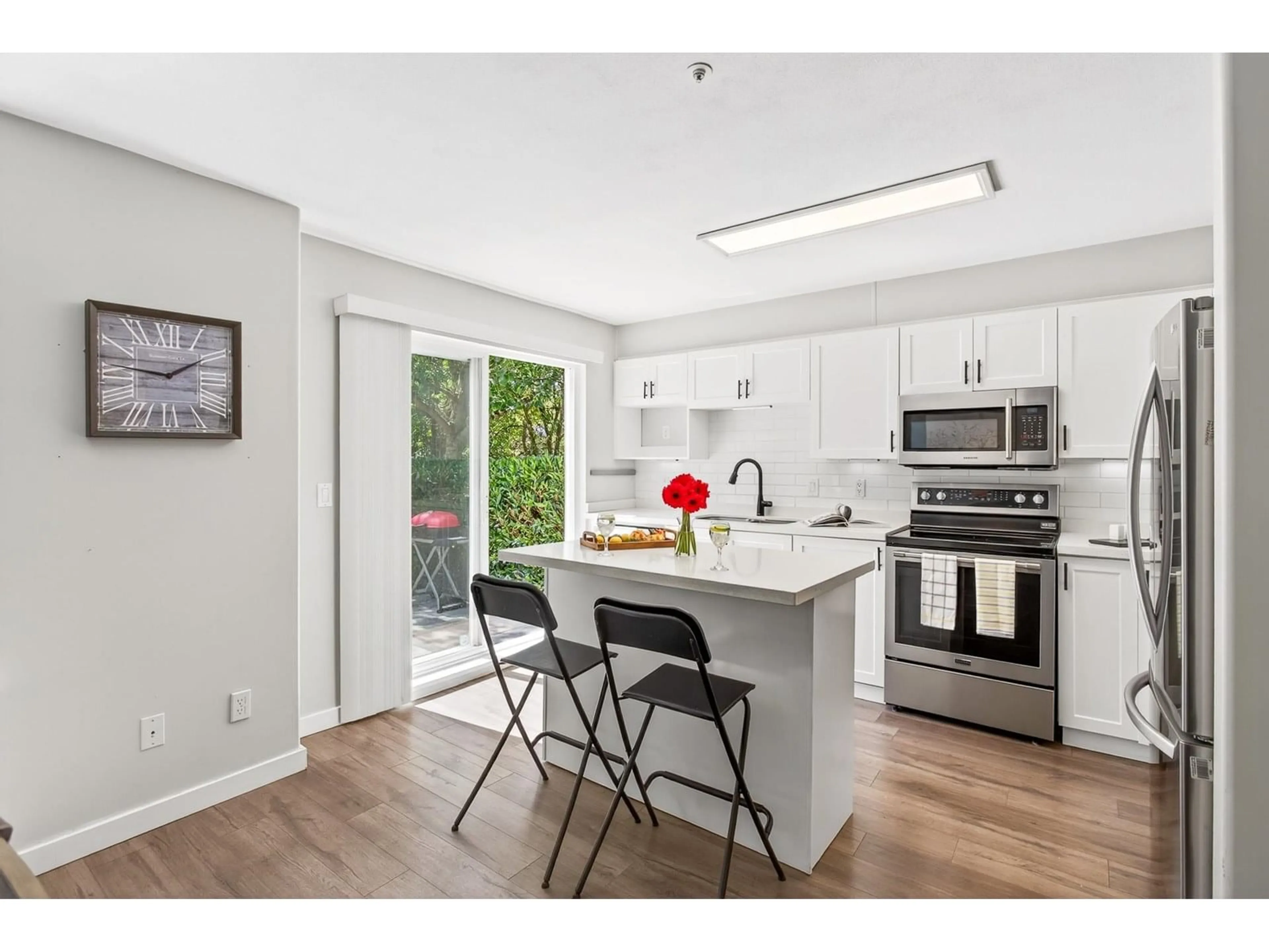 Open concept kitchen, unknown for 52 - 8890 WALNUT GROVE, Langley British Columbia V1M3W4